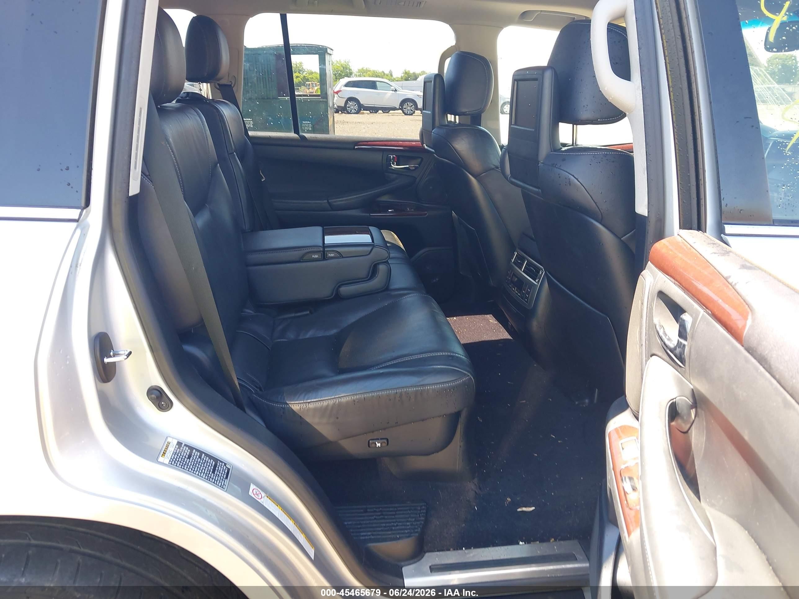 2013 Lexus Lx 570   Silver vin: JTJHY7AX4D4089213