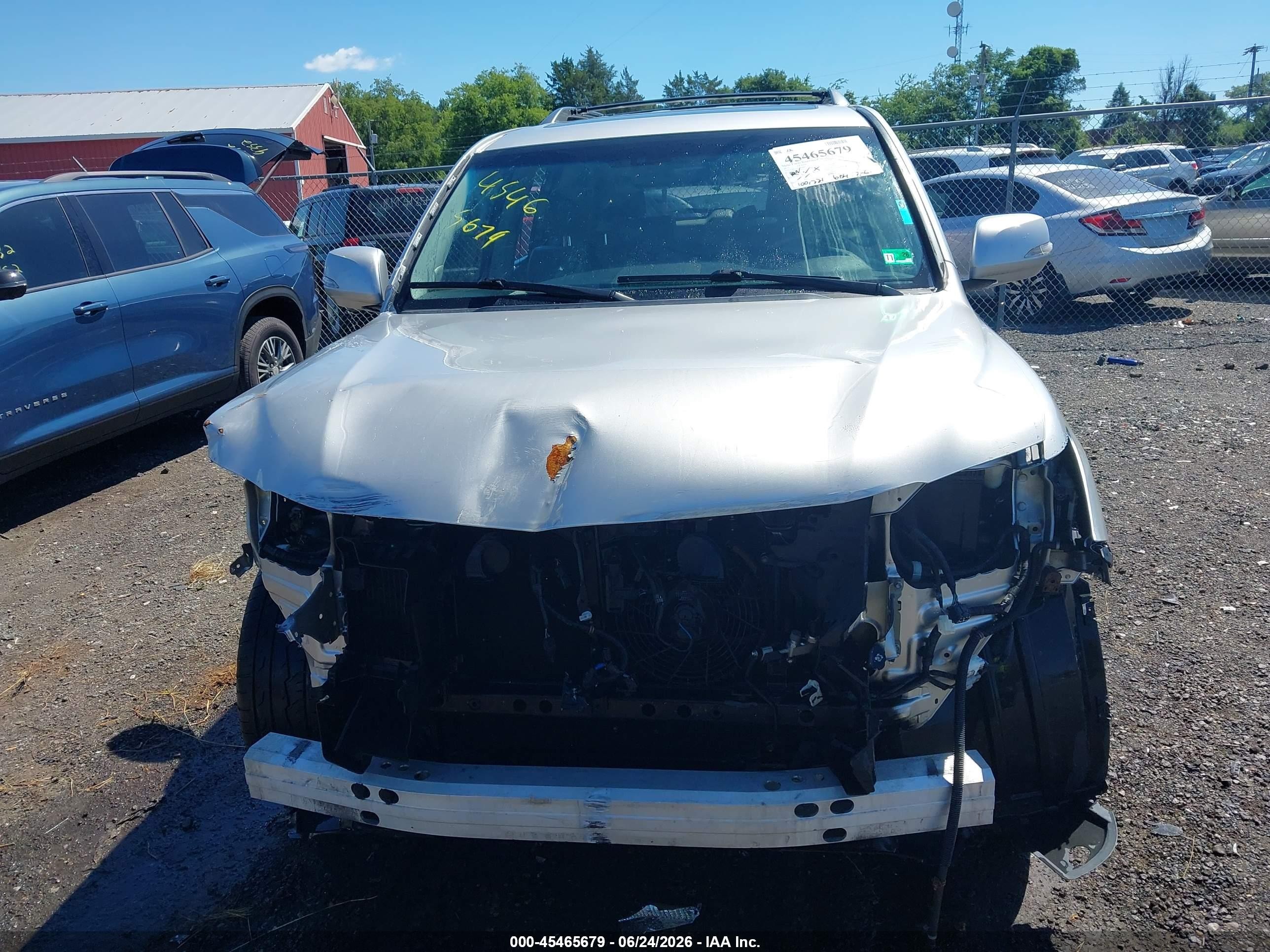 2013 Lexus Lx 570   Silver vin: JTJHY7AX4D4089213