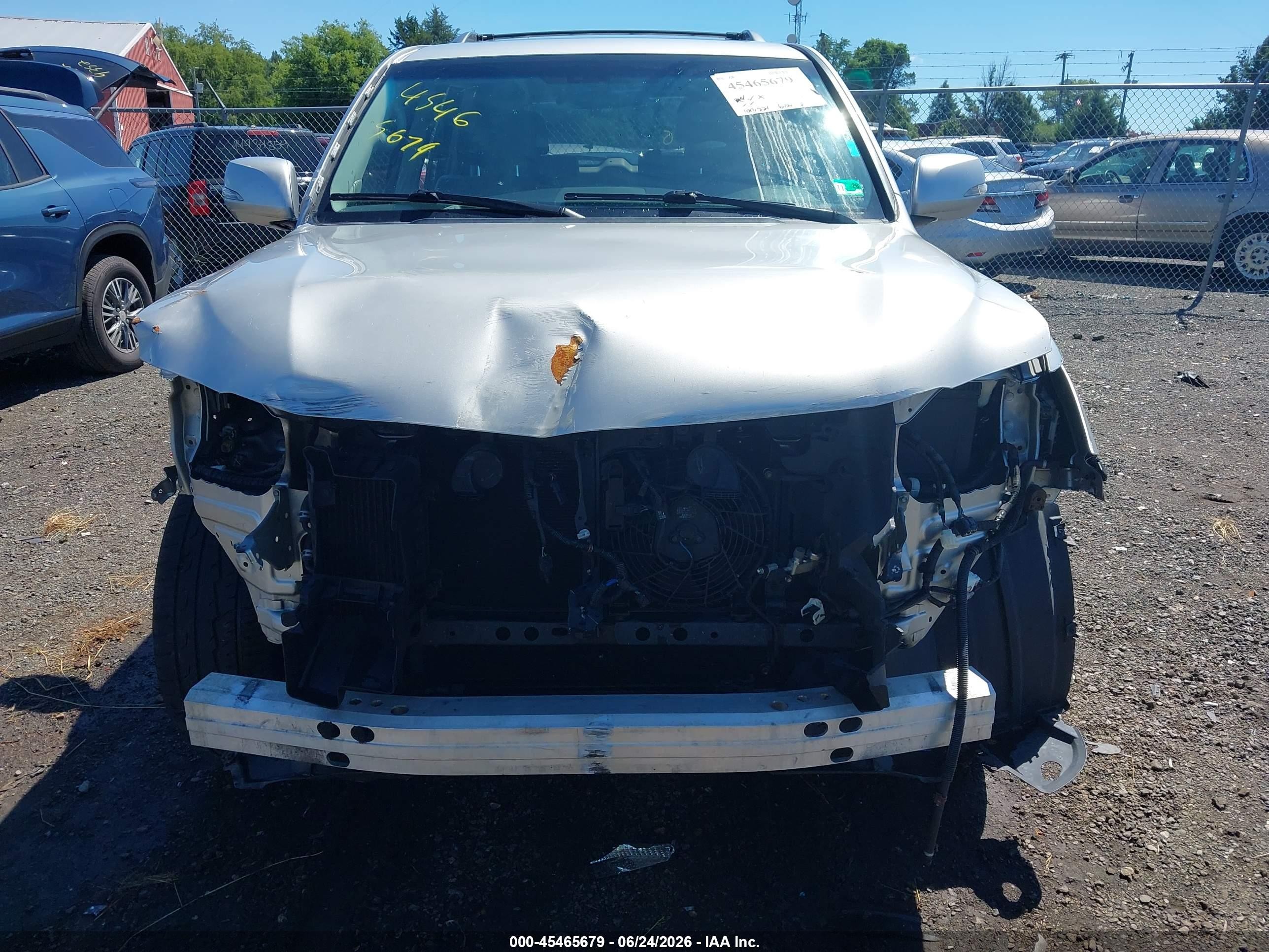 2013 Lexus Lx 570   Silver vin: JTJHY7AX4D4089213