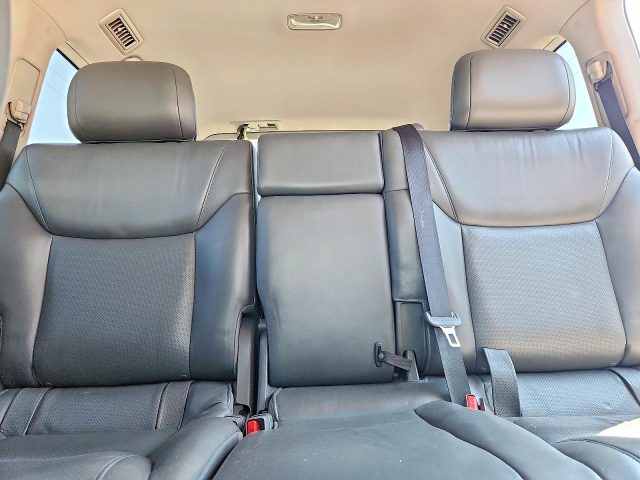 2010 Lexus Lx 570 Silver vin: JTJHY7AX5A4037066