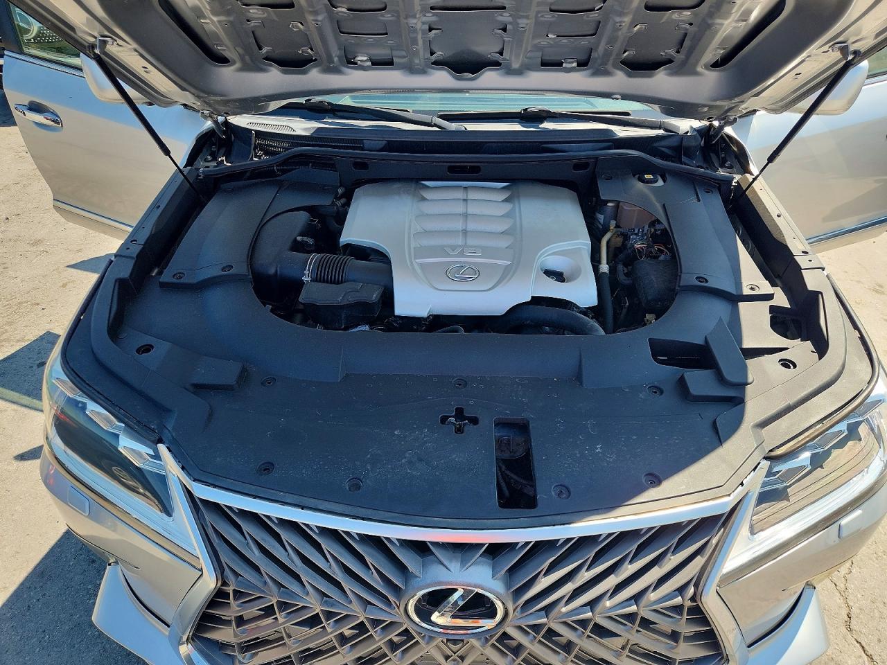 2010 Lexus Lx 570 Silver vin: JTJHY7AX5A4037066