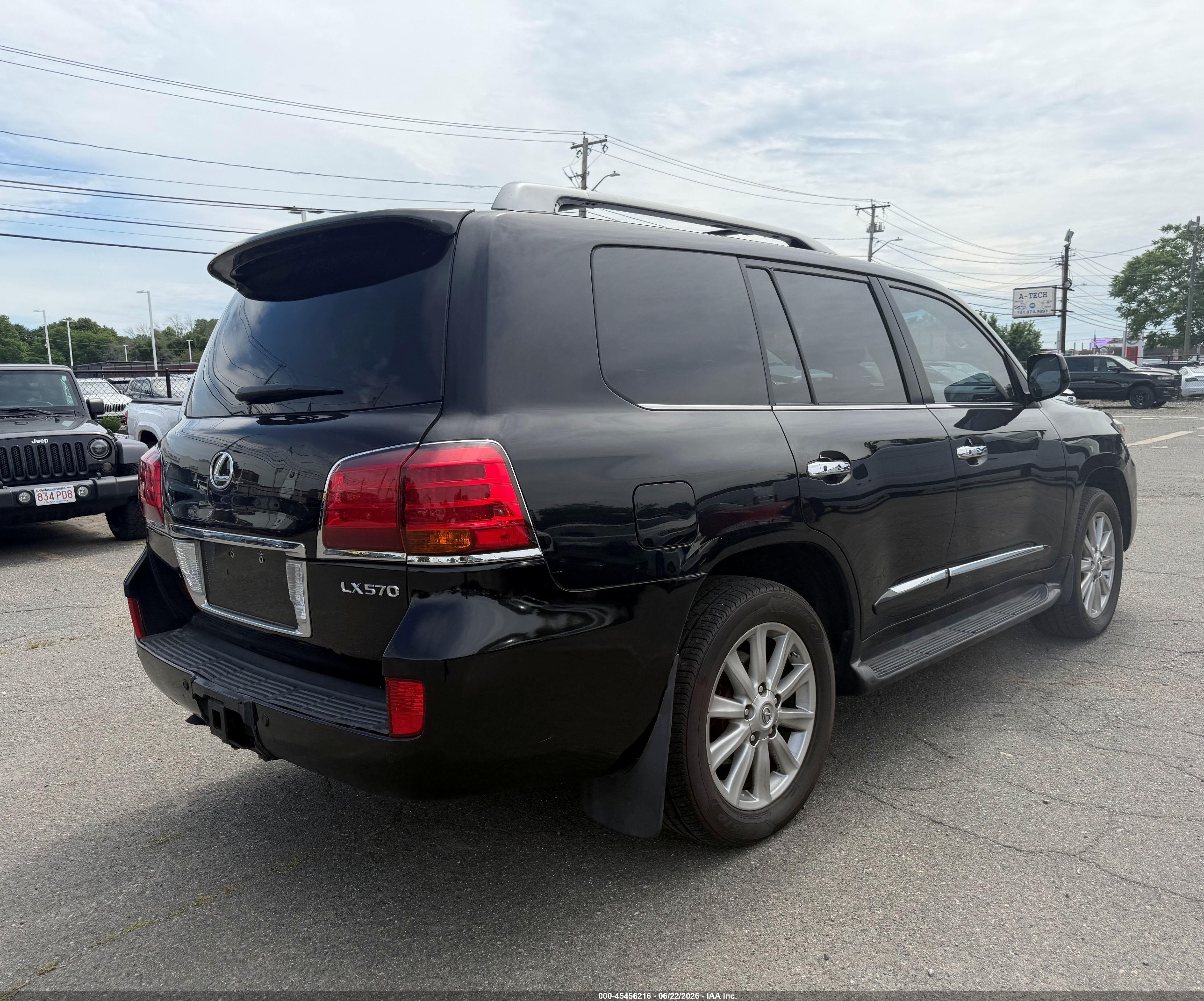 2011 Lexus Lx 570   Black vin: JTJHY7AX5B4082039
