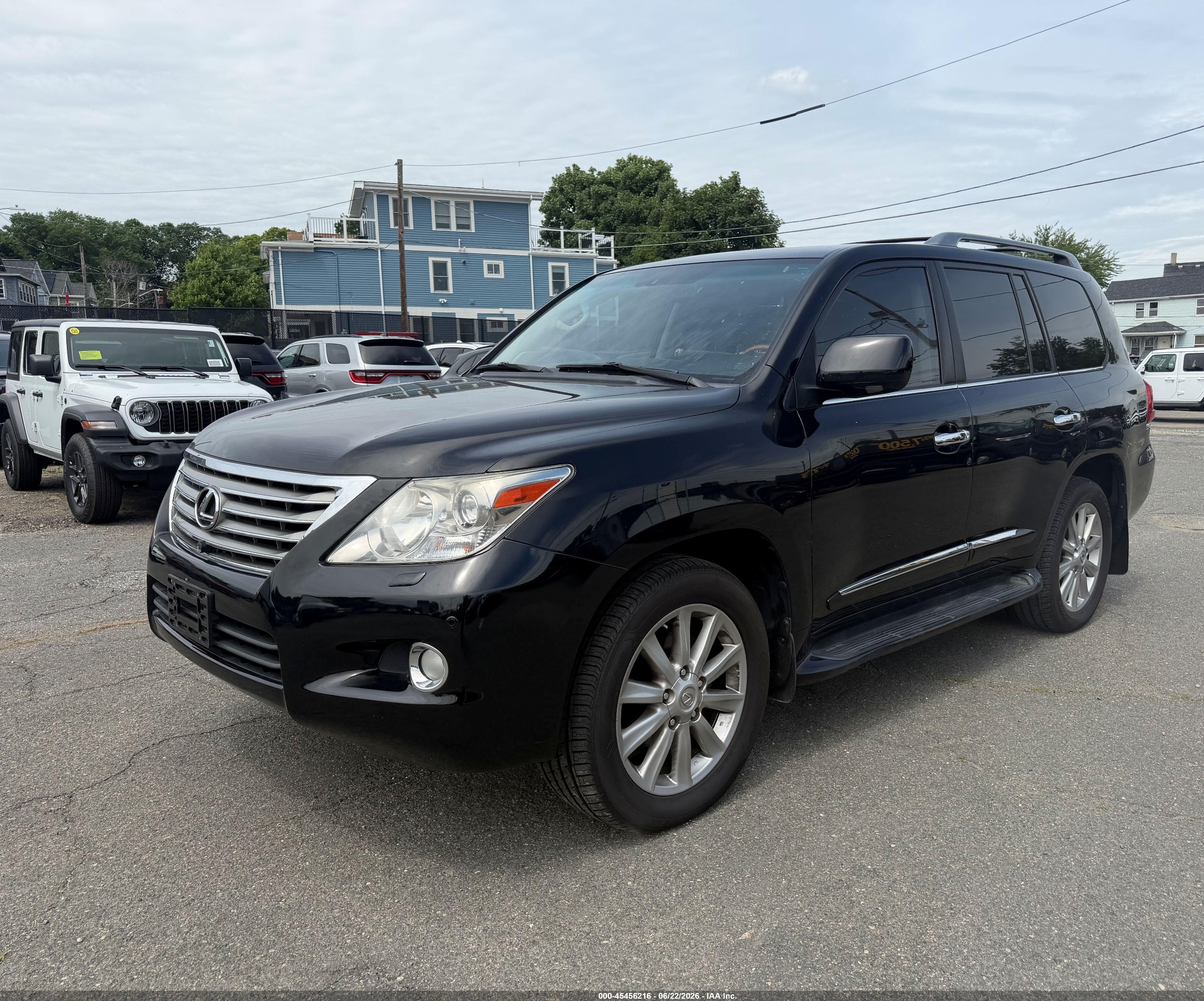 2011 Lexus Lx 570   Black vin: JTJHY7AX5B4082039