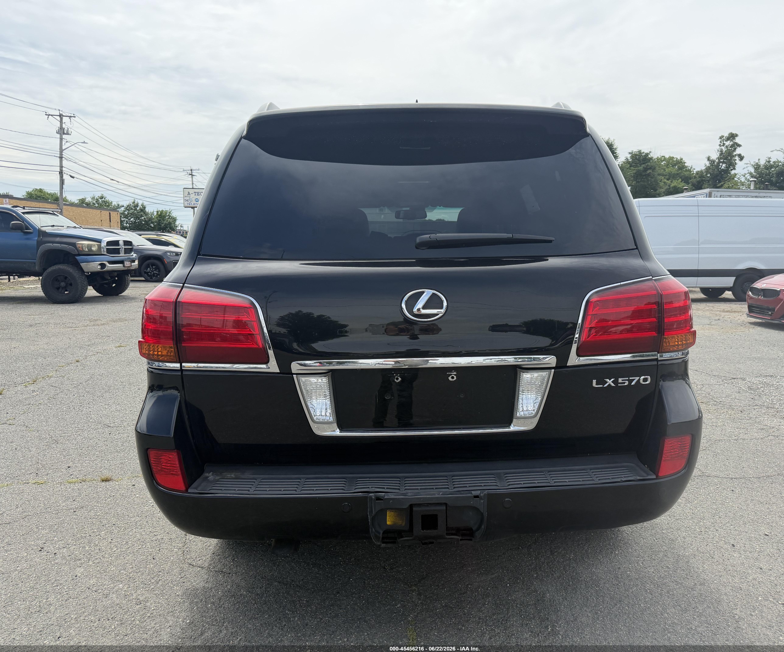 2011 Lexus Lx 570   Black vin: JTJHY7AX5B4082039