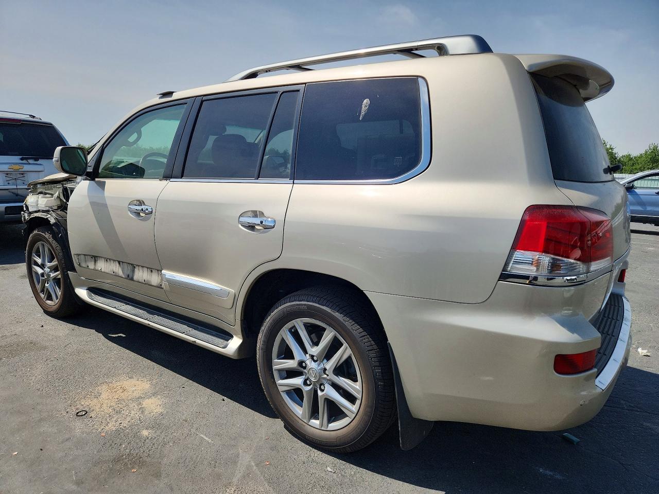 2013 Lexus Lx 570 Base Tan vin: JTJHY7AX5D4119884