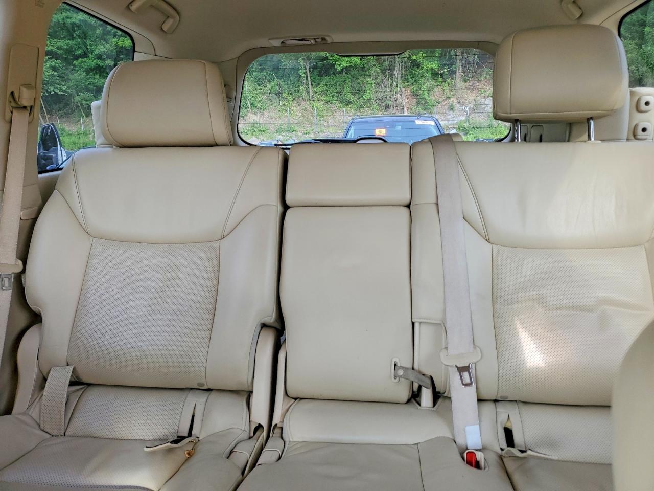 2013 Lexus Lx 570 White vin: JTJHY7AX5D4121375