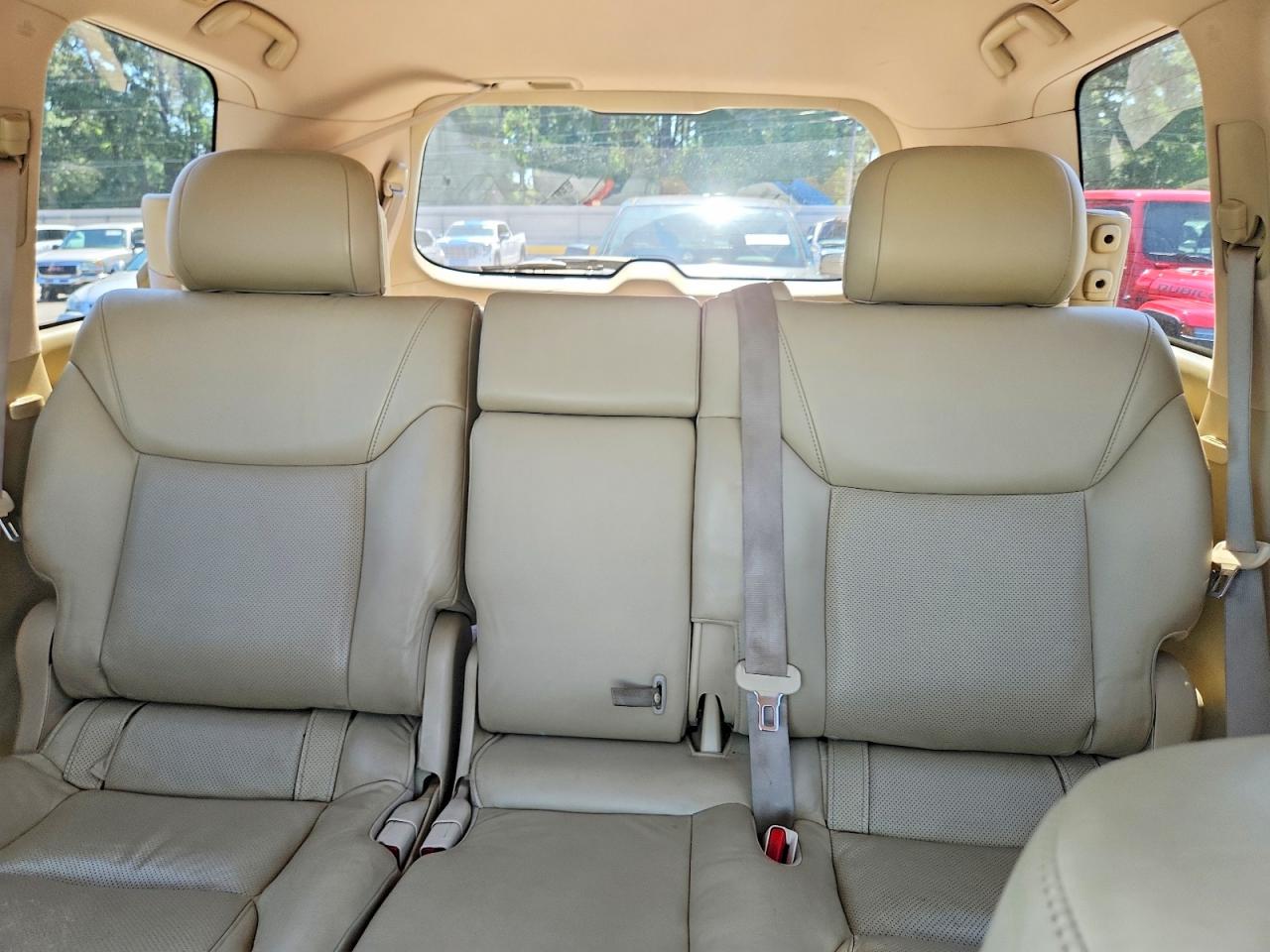 2010 Lexus Lx 570 Silver vin: JTJHY7AX6A4055107