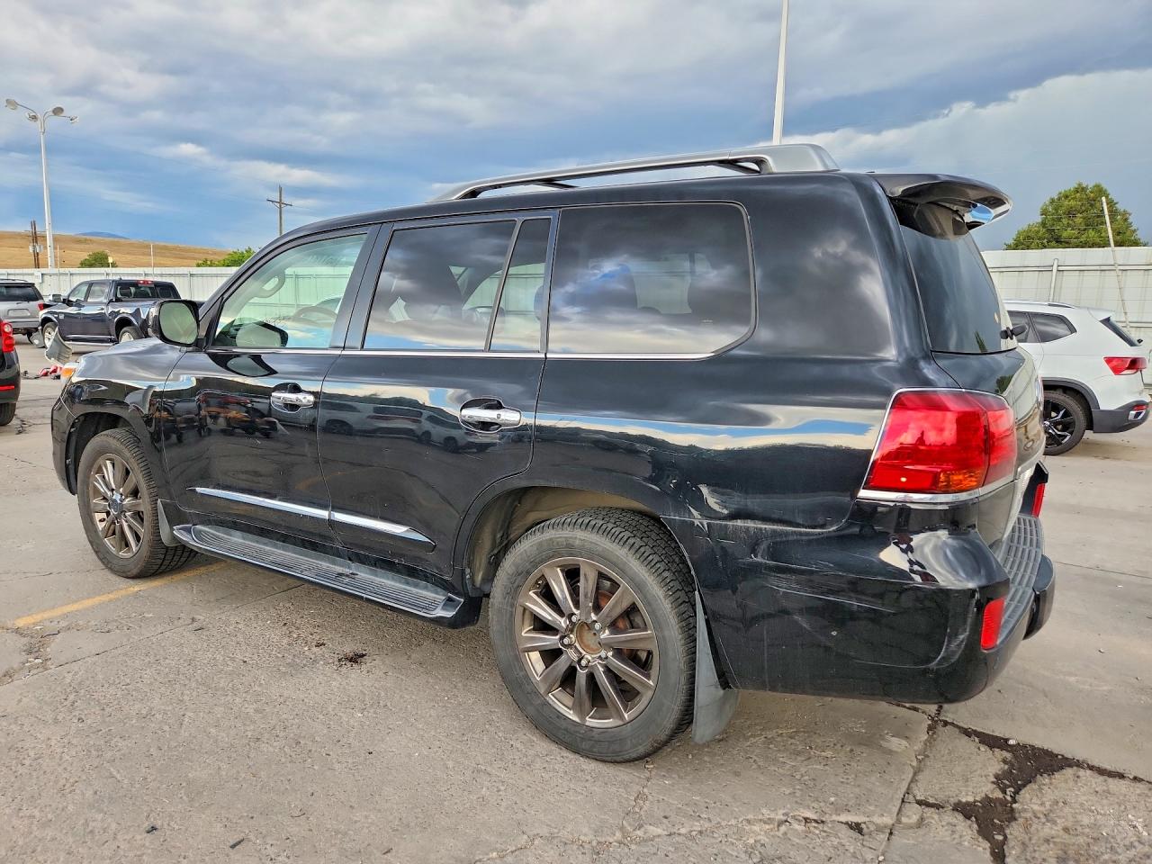2011 Lexus Lx 570 Черный vin: JTJHY7AX6B4064116