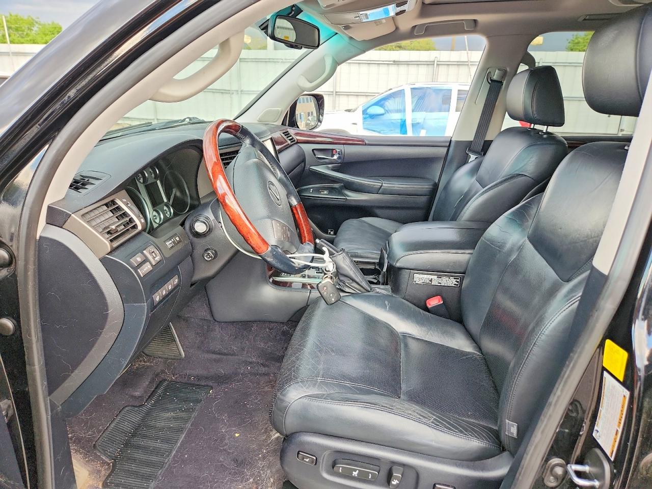 2011 Lexus Lx 570 Черный vin: JTJHY7AX6B4064116