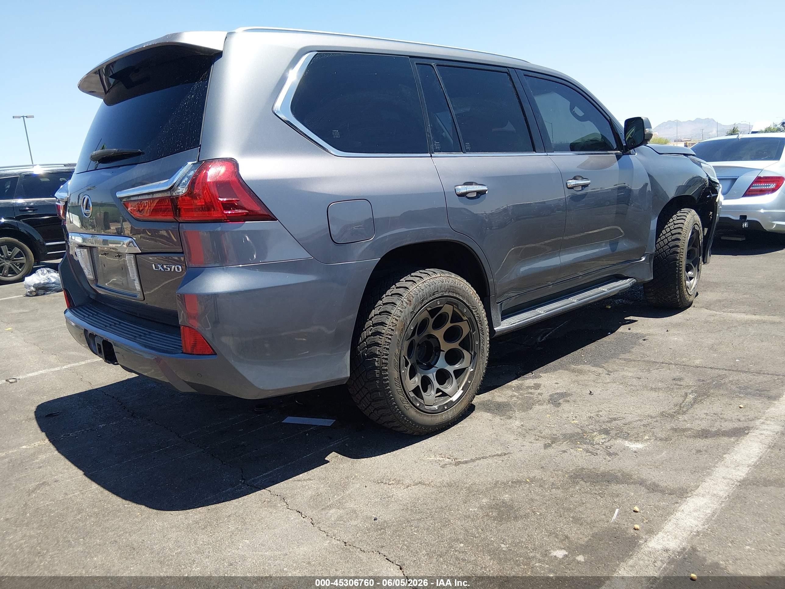 2016 Lexus Lx 570   Gray vin: JTJHY7AX6G4203572