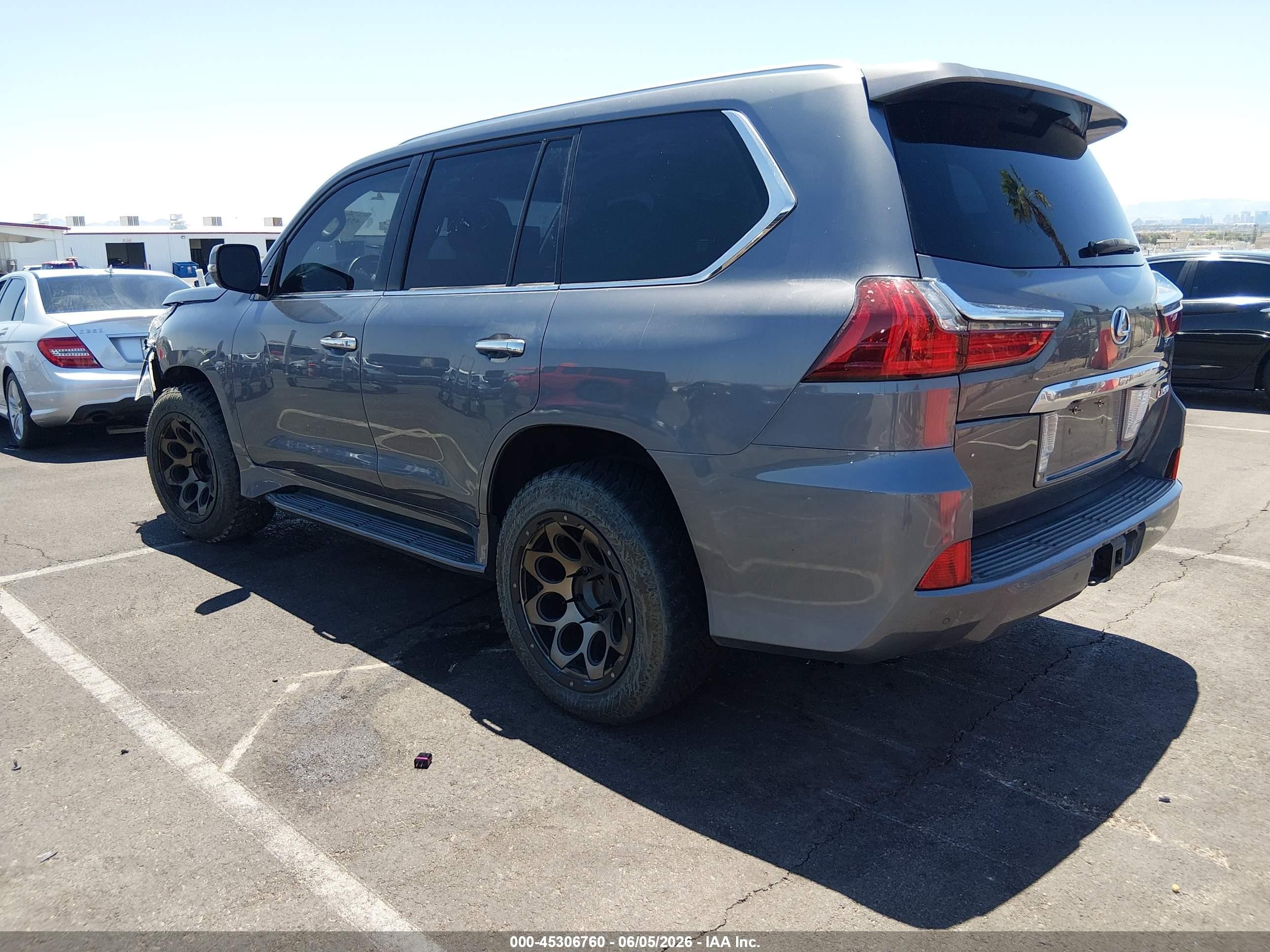 2016 Lexus Lx 570   Gray vin: JTJHY7AX6G4203572
