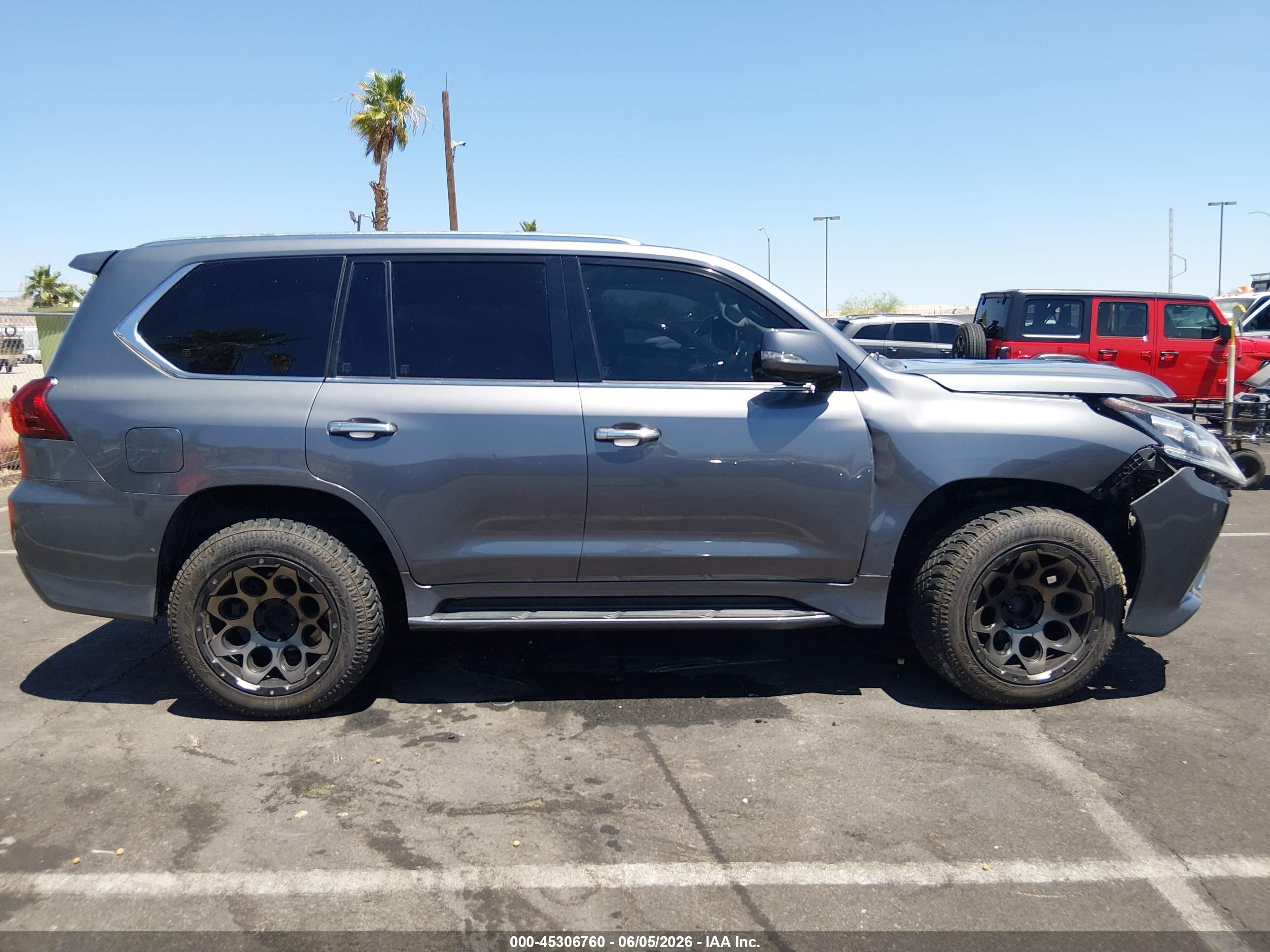 2016 Lexus Lx 570   Gray vin: JTJHY7AX6G4203572