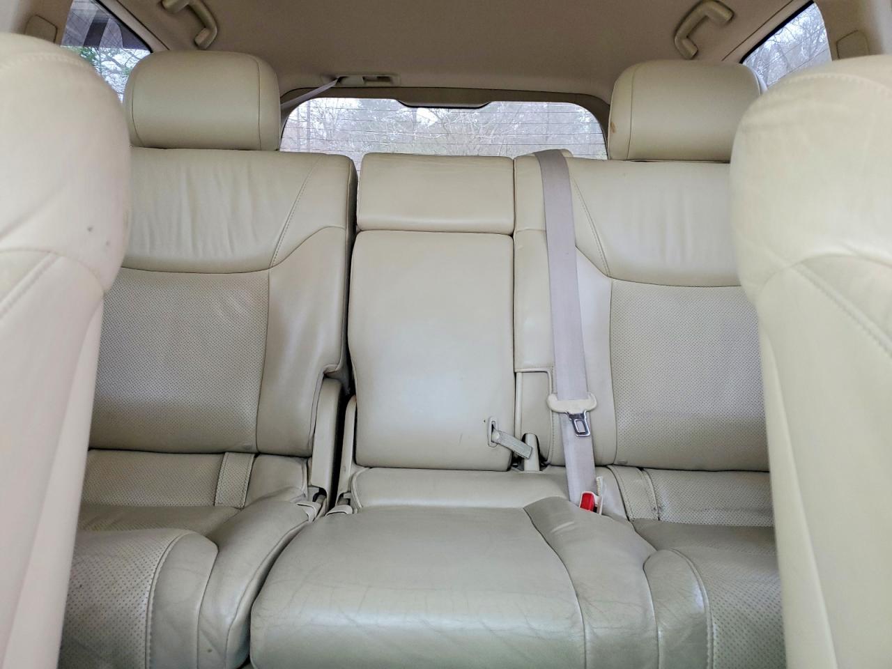 2010 Lexus Lx 570 Base White vin: JTJHY7AX7A4053561