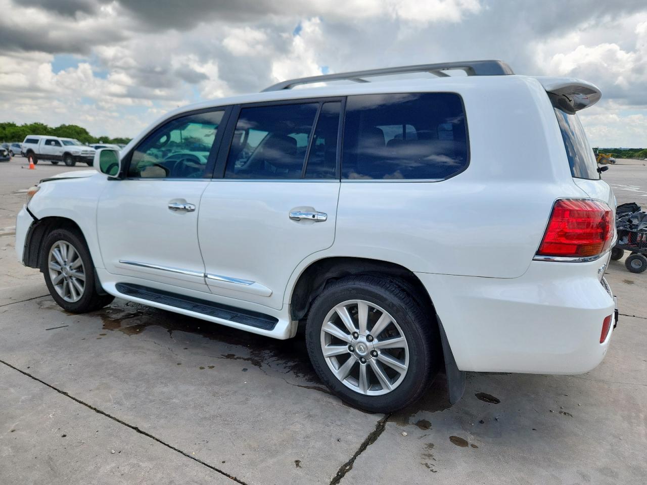 2010 Lexus Lx 570 White vin: JTJHY7AX8A4049812