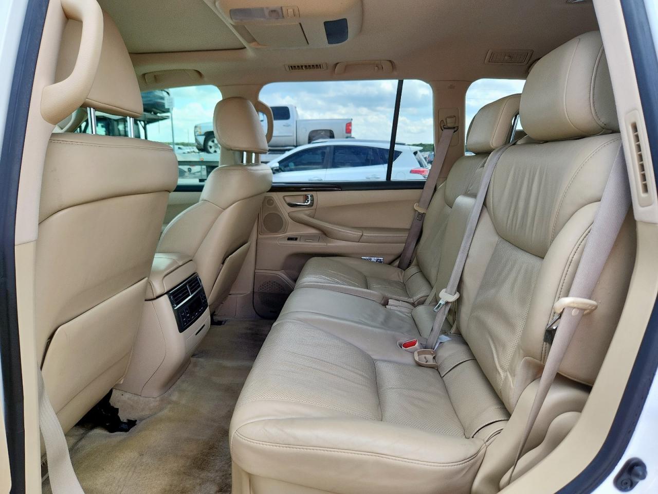 2010 Lexus Lx 570 White vin: JTJHY7AX8A4049812