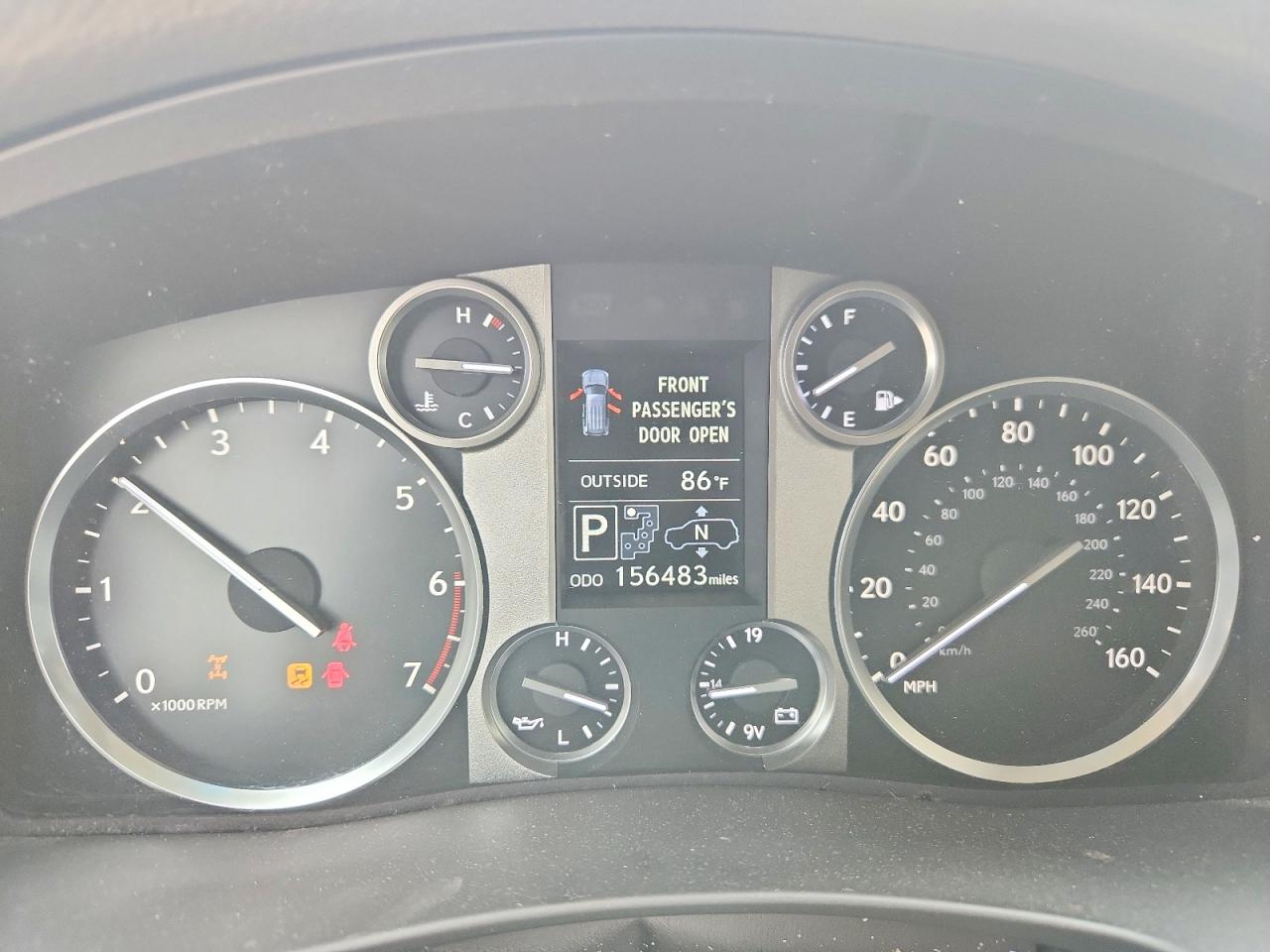 2014 Lexus Lx 570 Silver vin: JTJHY7AX8E4154825