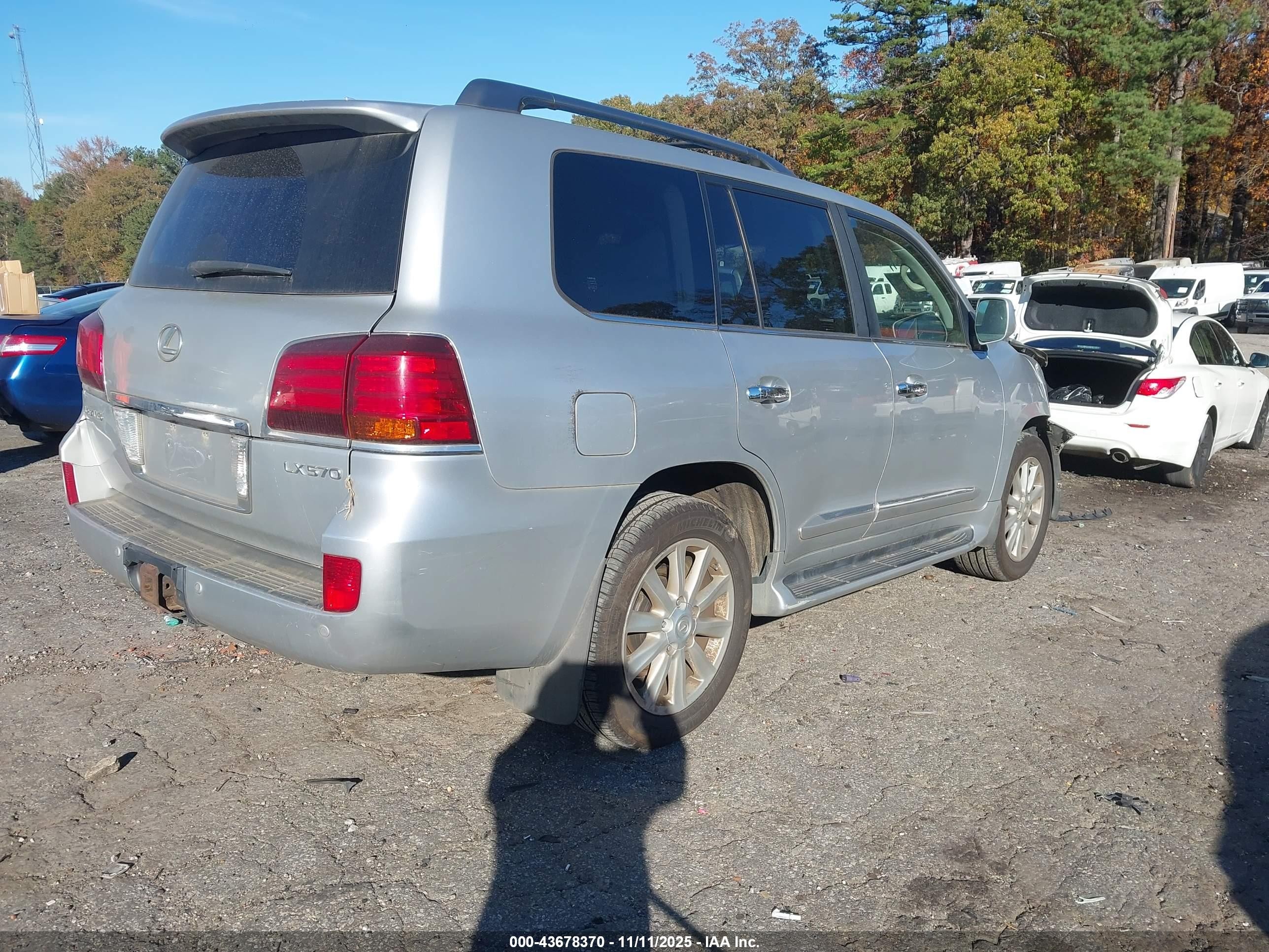 2010 Lexus Lx 570   Silver vin: JTJHY7AX9A4038334