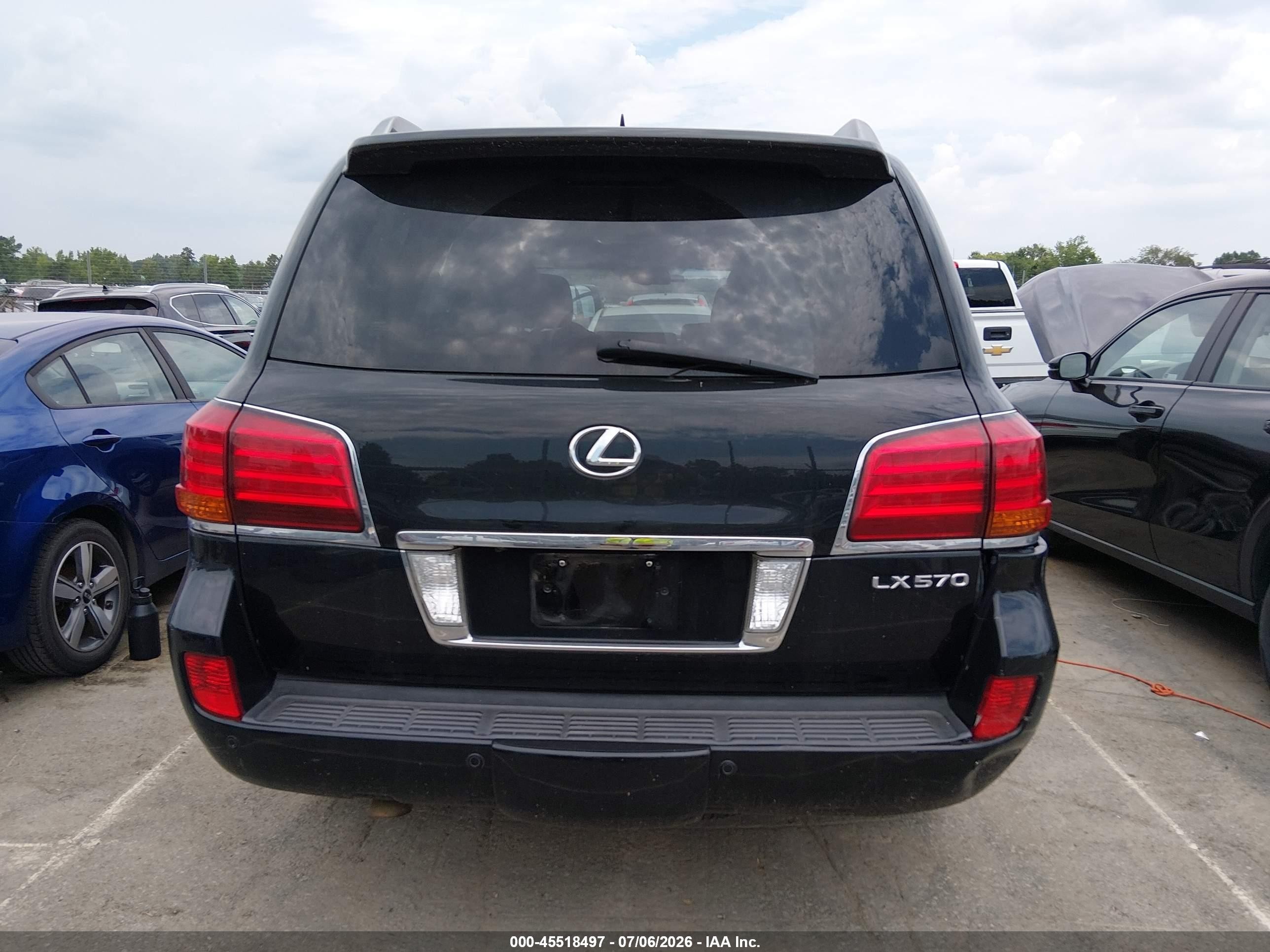 2011 Lexus Lx 570   Black vin: JTJHY7AX9B4083291