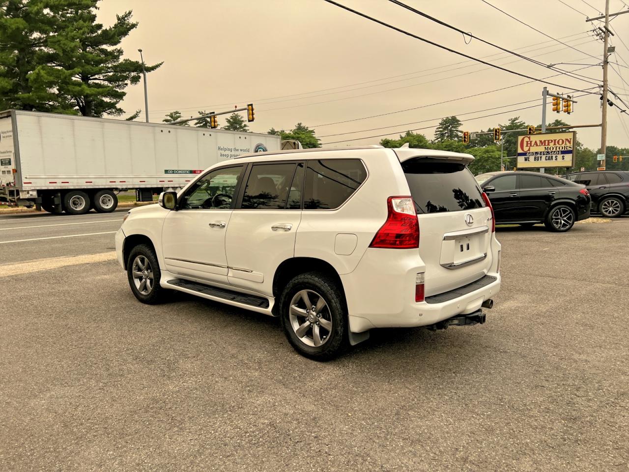 2012 Lexus Gx 460 Premium White vin: JTJJM7FX1C5037682
