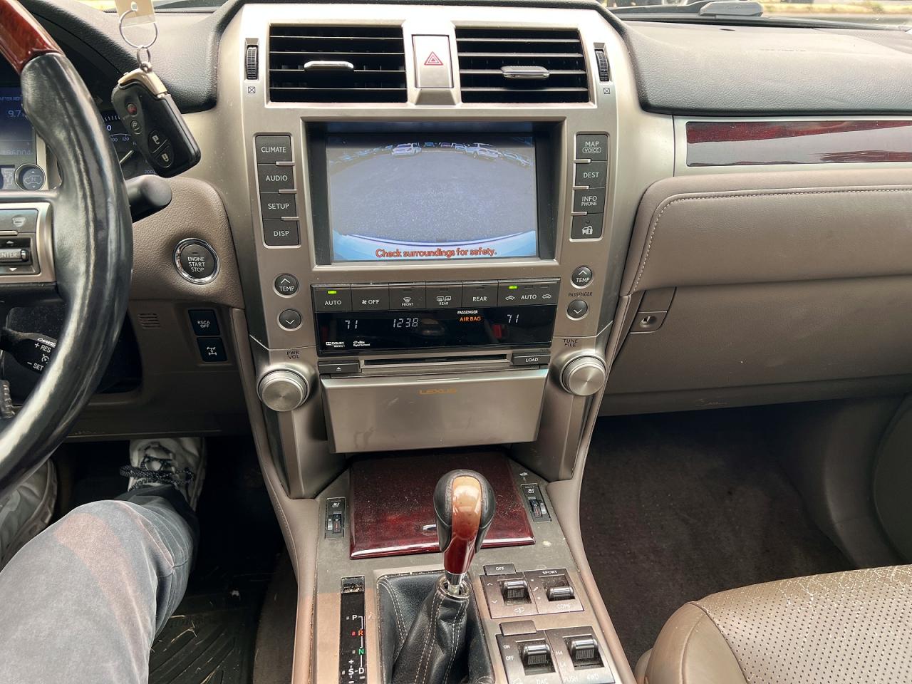 2012 Lexus Gx 460 Premium White vin: JTJJM7FX1C5037682