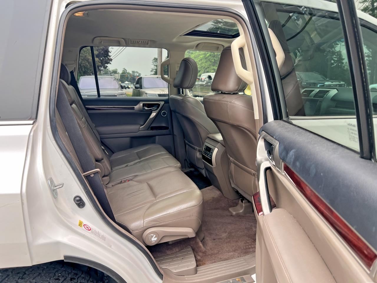 2012 Lexus Gx 460 Premium White vin: JTJJM7FX1C5037682
