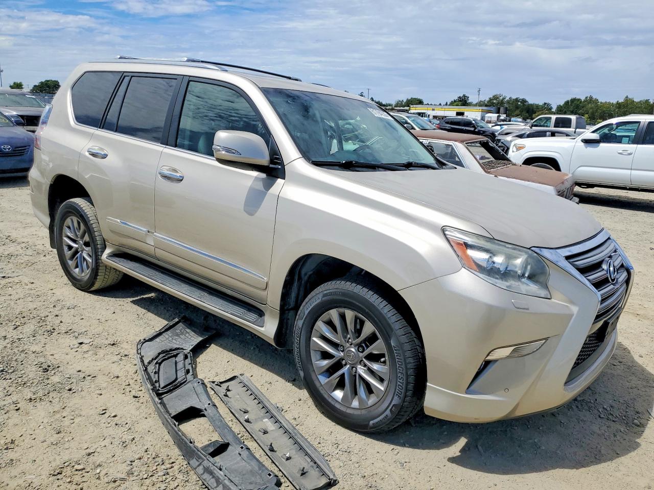 2014 Lexus Gx 460 Premium Золотой vin: JTJJM7FX1E5068207