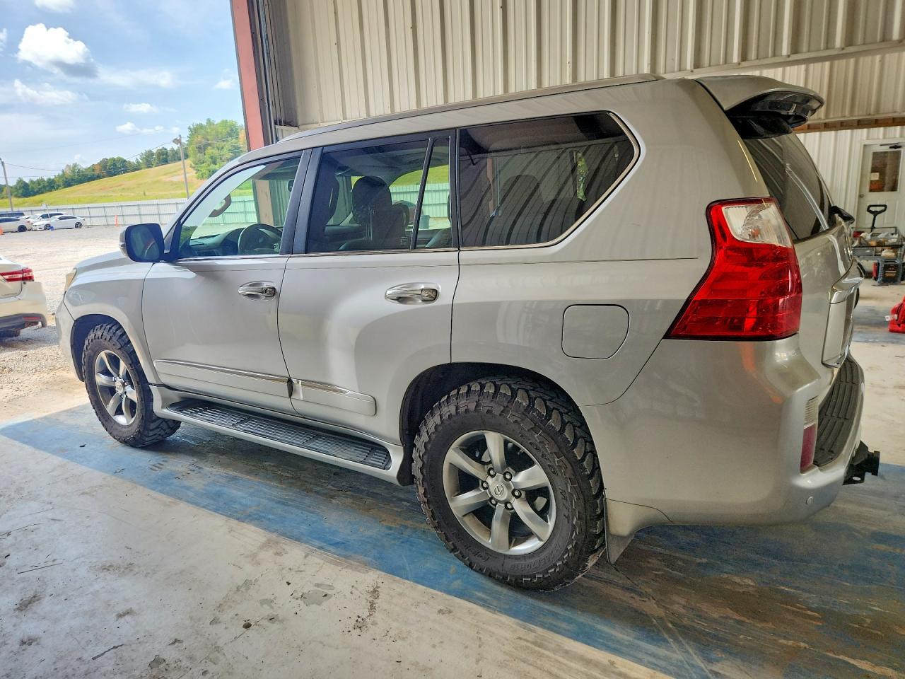2012 Lexus Gx 460 Premium Серебряный vin: JTJJM7FX2C5040848