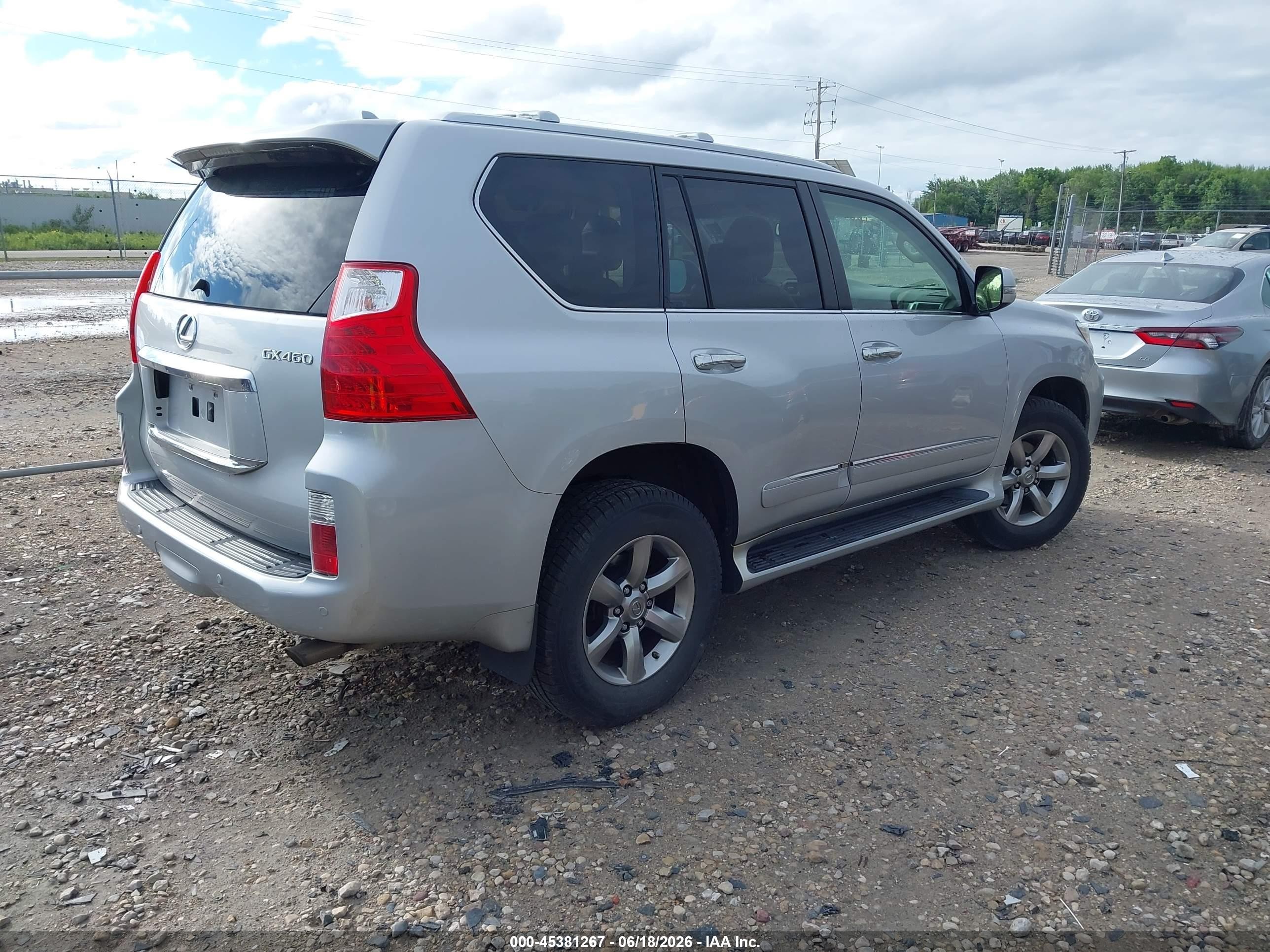 2013 Lexus Gx 460 Premium Silver vin: JTJJM7FX2D5059398