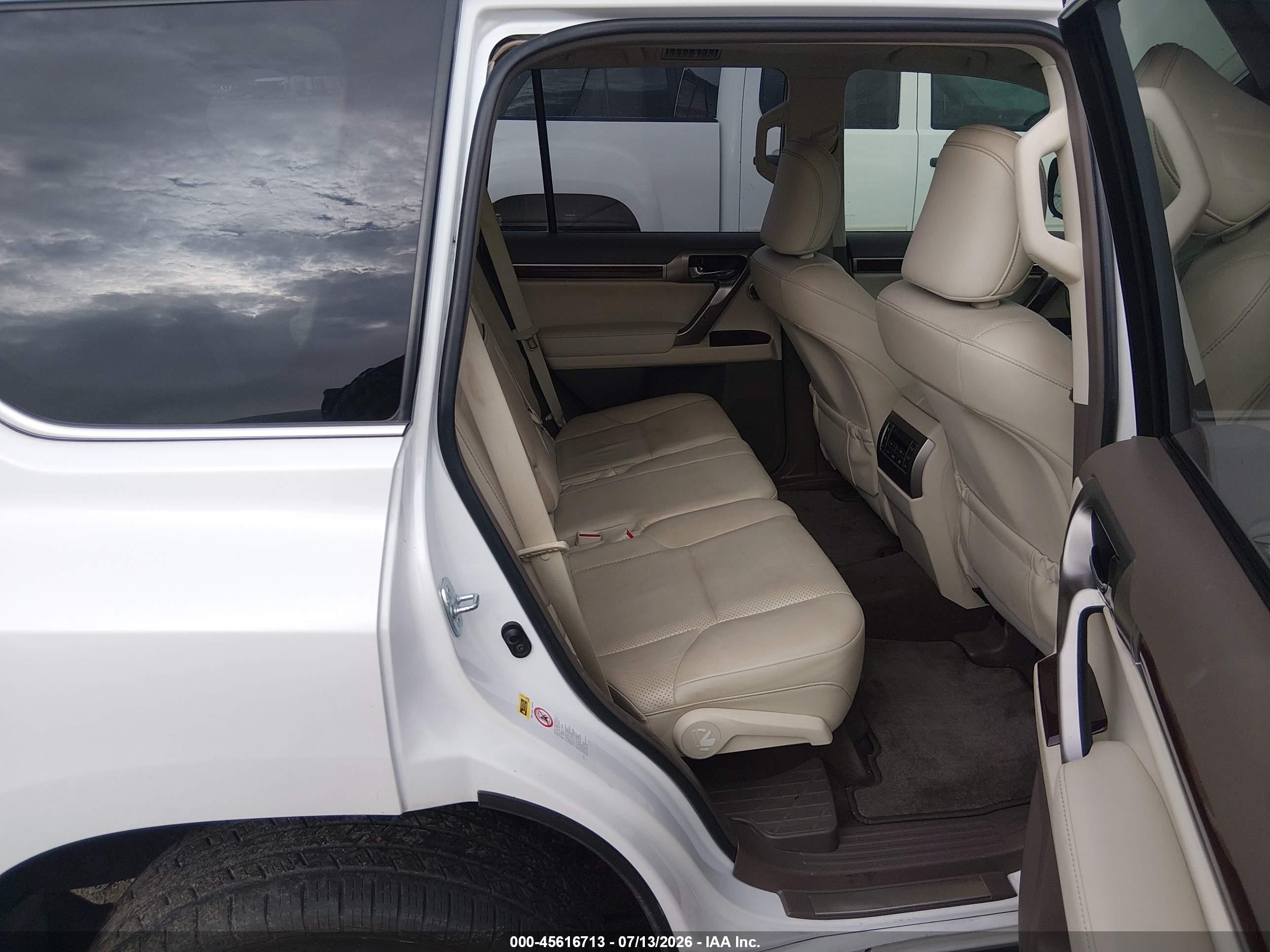 2010 Lexus Gx 460 Premium White vin: JTJJM7FX4A5010215