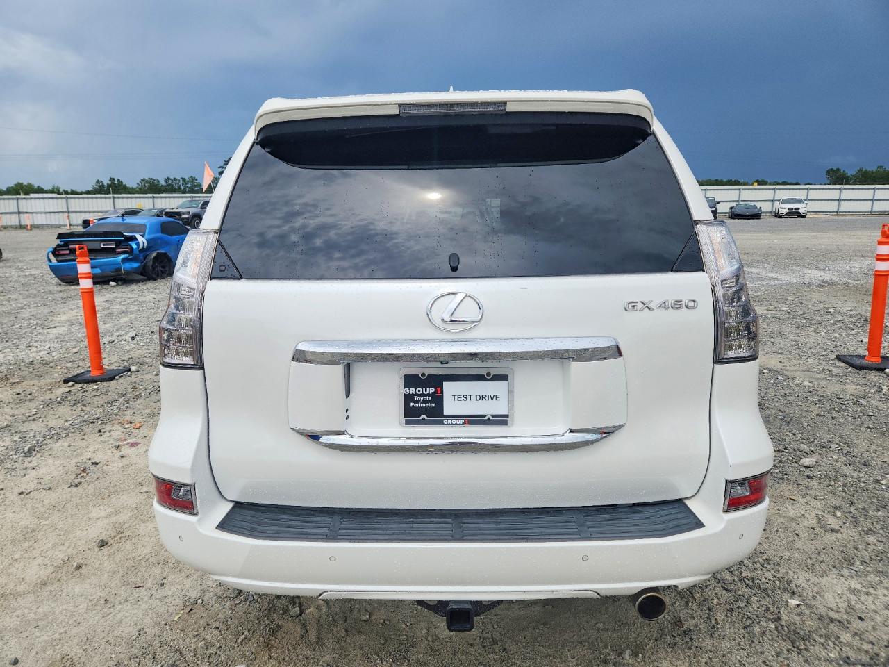 2015 Lexus Gx 460 Premium Белый vin: JTJJM7FX4F5097329