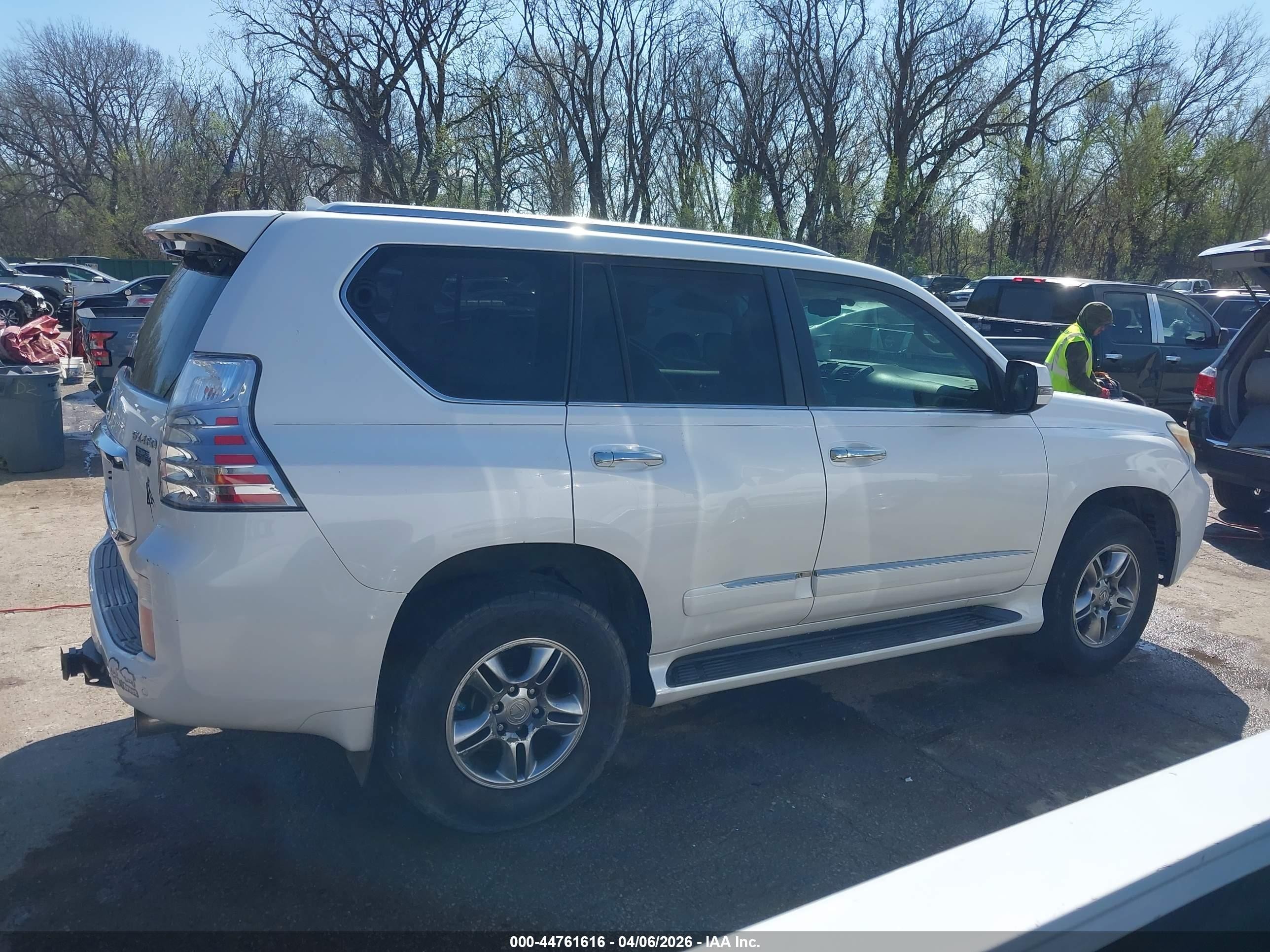 2011 Lexus Gx 460 Premium White vin: JTJJM7FX5B5021693
