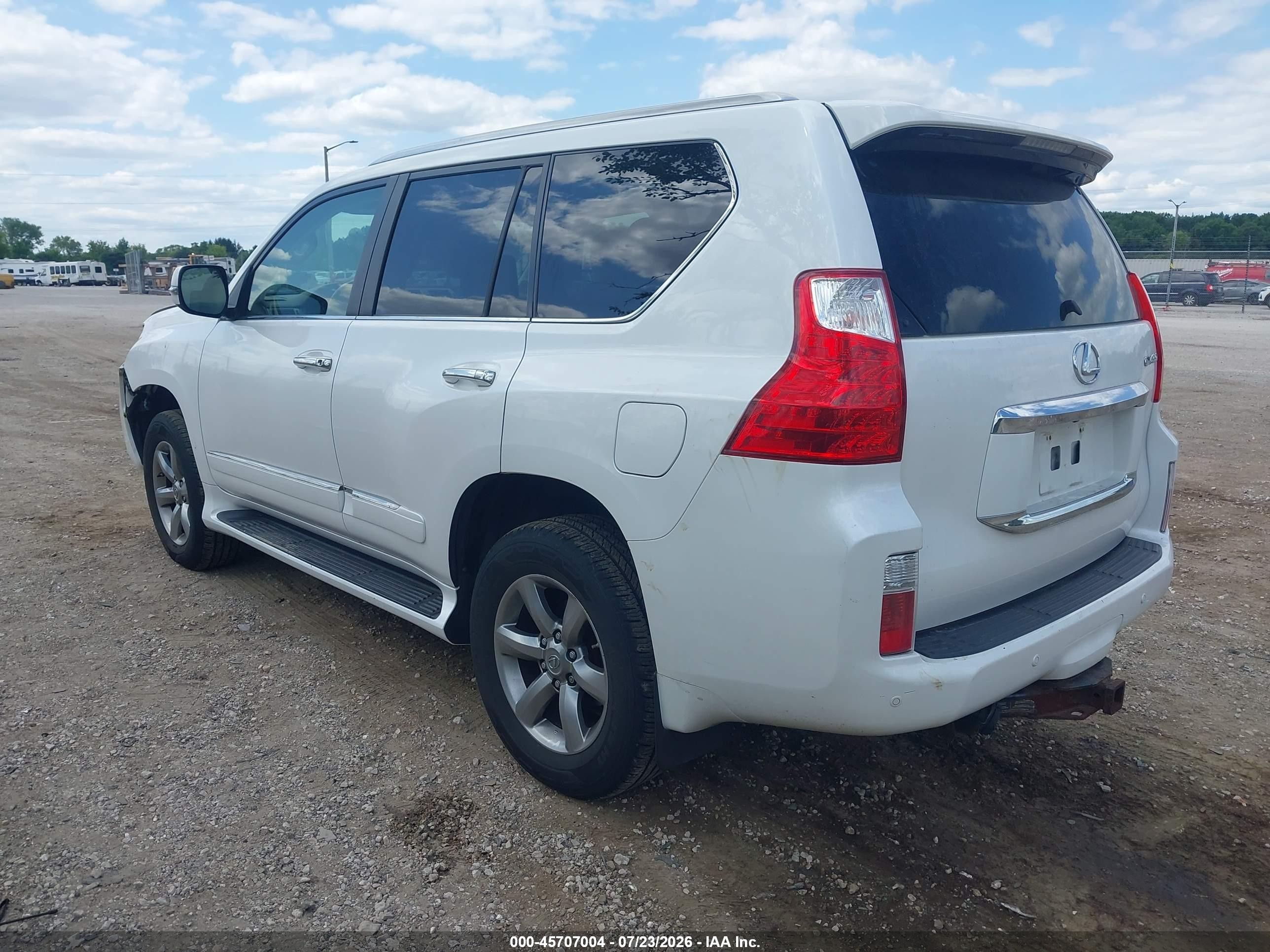 2013 Lexus Gx 460 Premium White vin: JTJJM7FX5D5059346