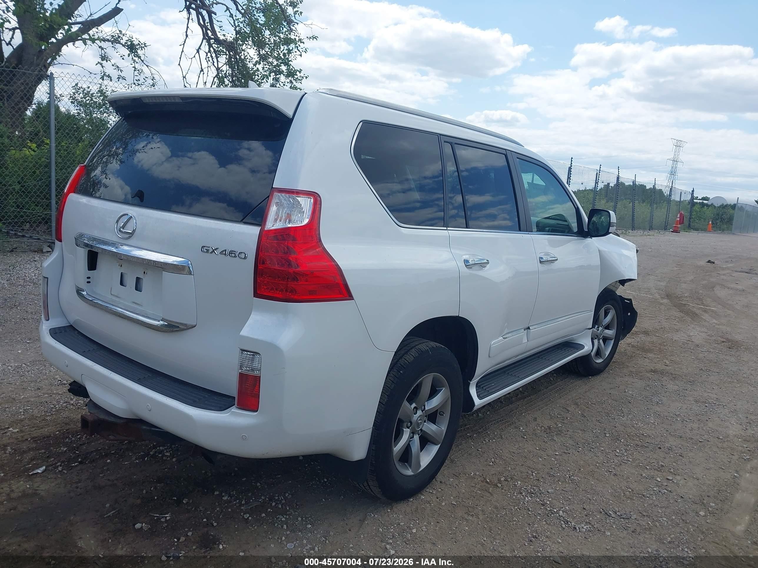 2013 Lexus Gx 460 Premium White vin: JTJJM7FX5D5059346