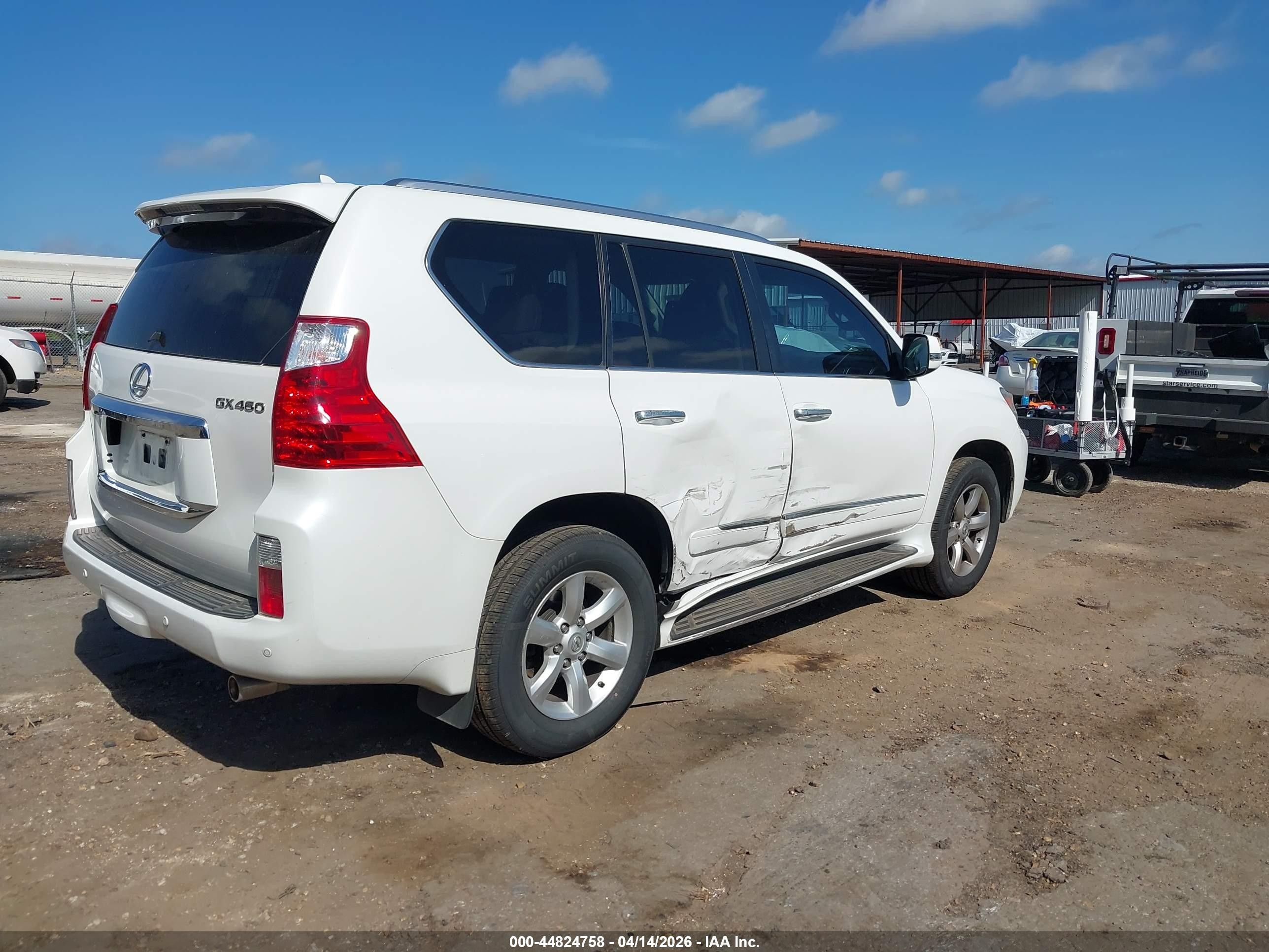 2011 Lexus Gx 460 Premium White vin: JTJJM7FX8B5026662