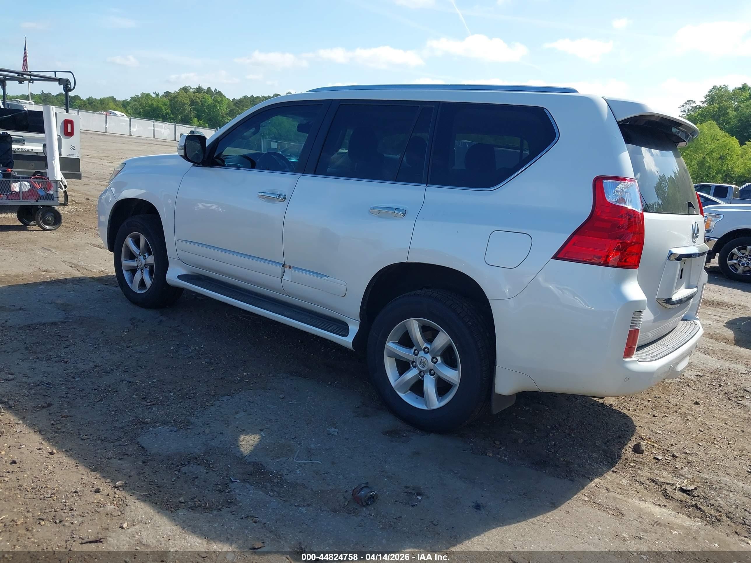2011 Lexus Gx 460 Premium White vin: JTJJM7FX8B5026662