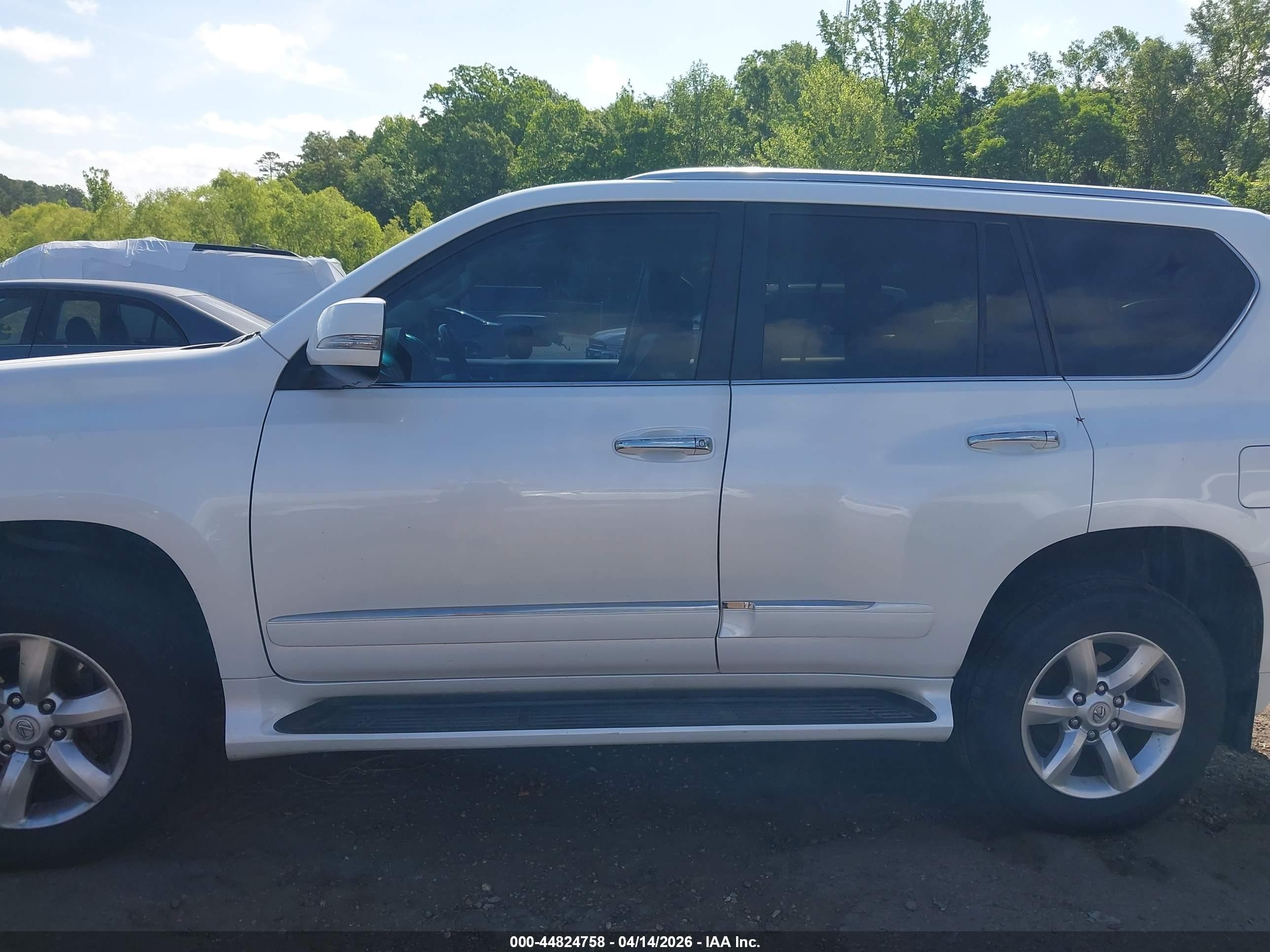 2011 Lexus Gx 460 Premium White vin: JTJJM7FX8B5026662