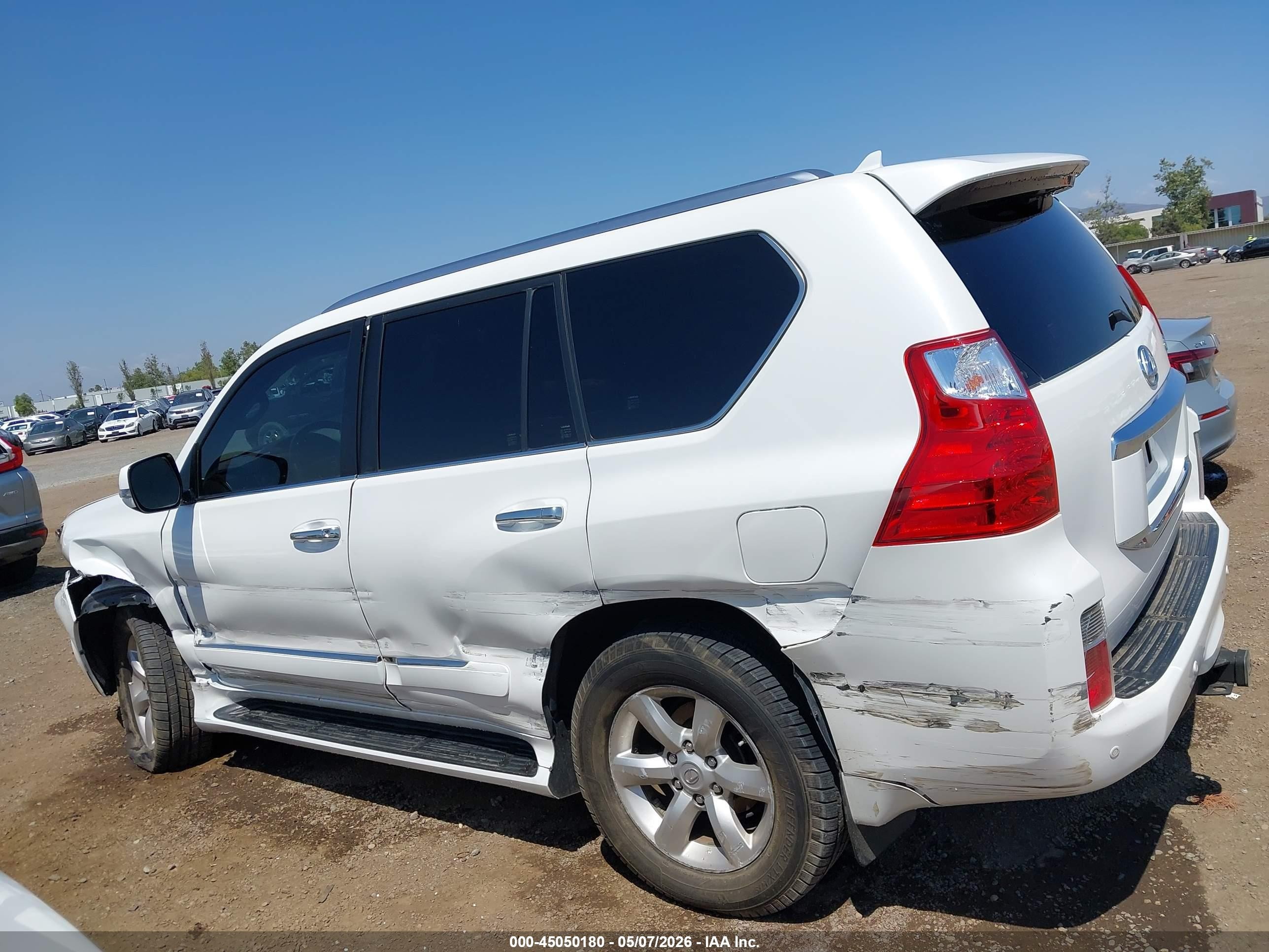 2012 Lexus Gx 460 Premium White vin: JTJJM7FX8C5048906