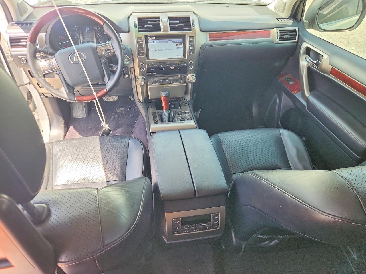 2013 Lexus Gx 460 Premium White vin: JTJJM7FX8D5063570
