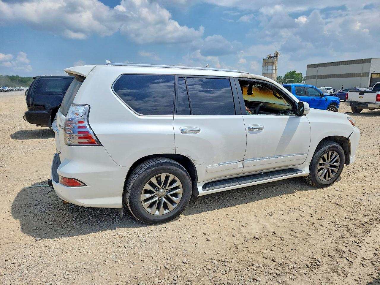 2015 Lexus Gx 460 Premium White vin: JTJJM7FX8F5093767