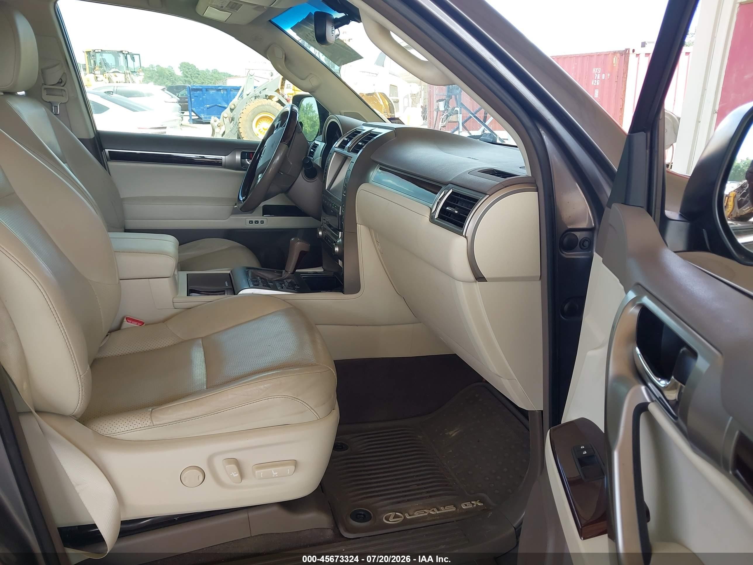 2015 Lexus Gx 460 Luxury Серый vin: JTJJM7FX9F5092370