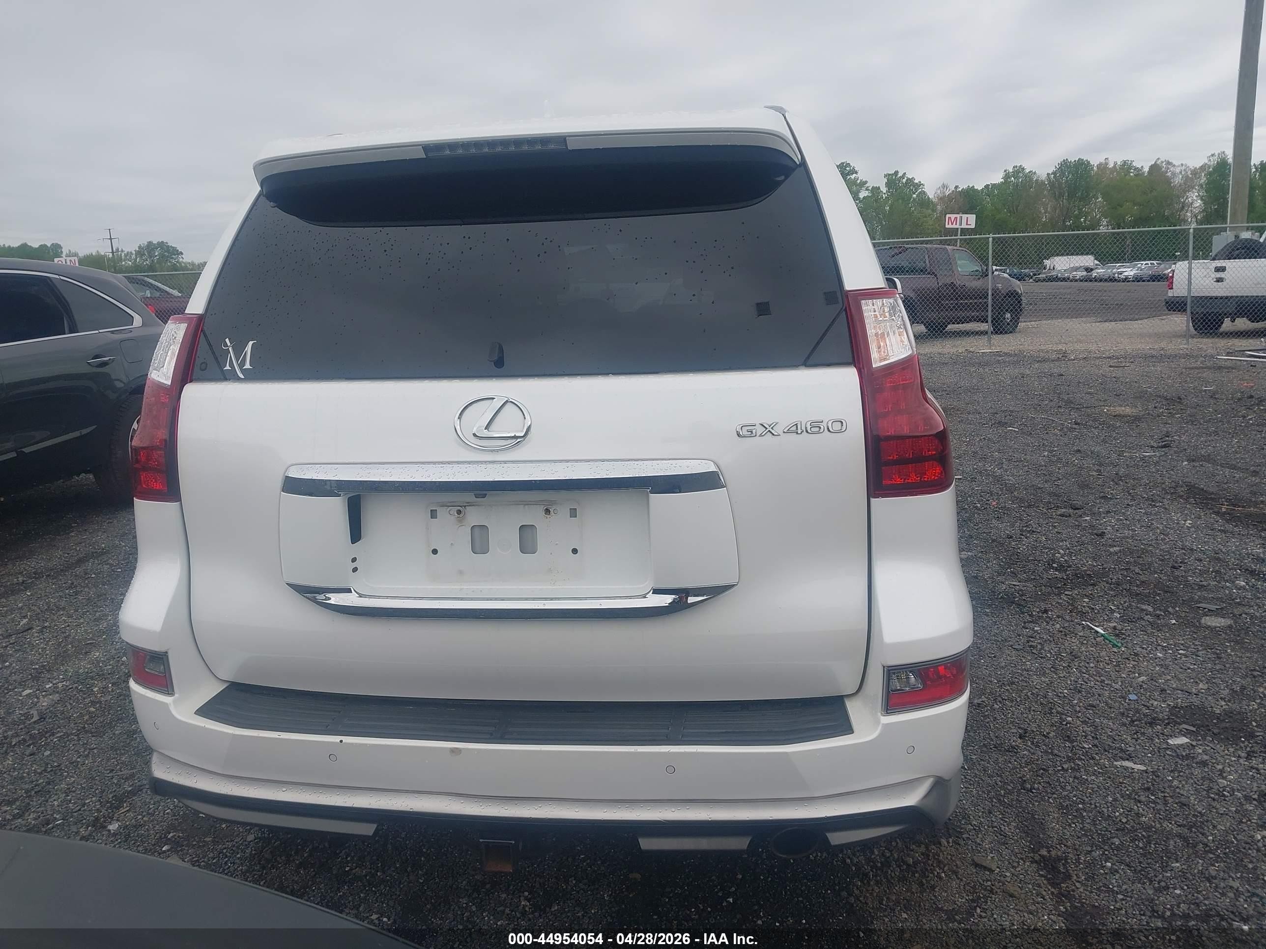 2018 Lexus Gx 460 Luxury Белый vin: JTJJM7FX9J5189741