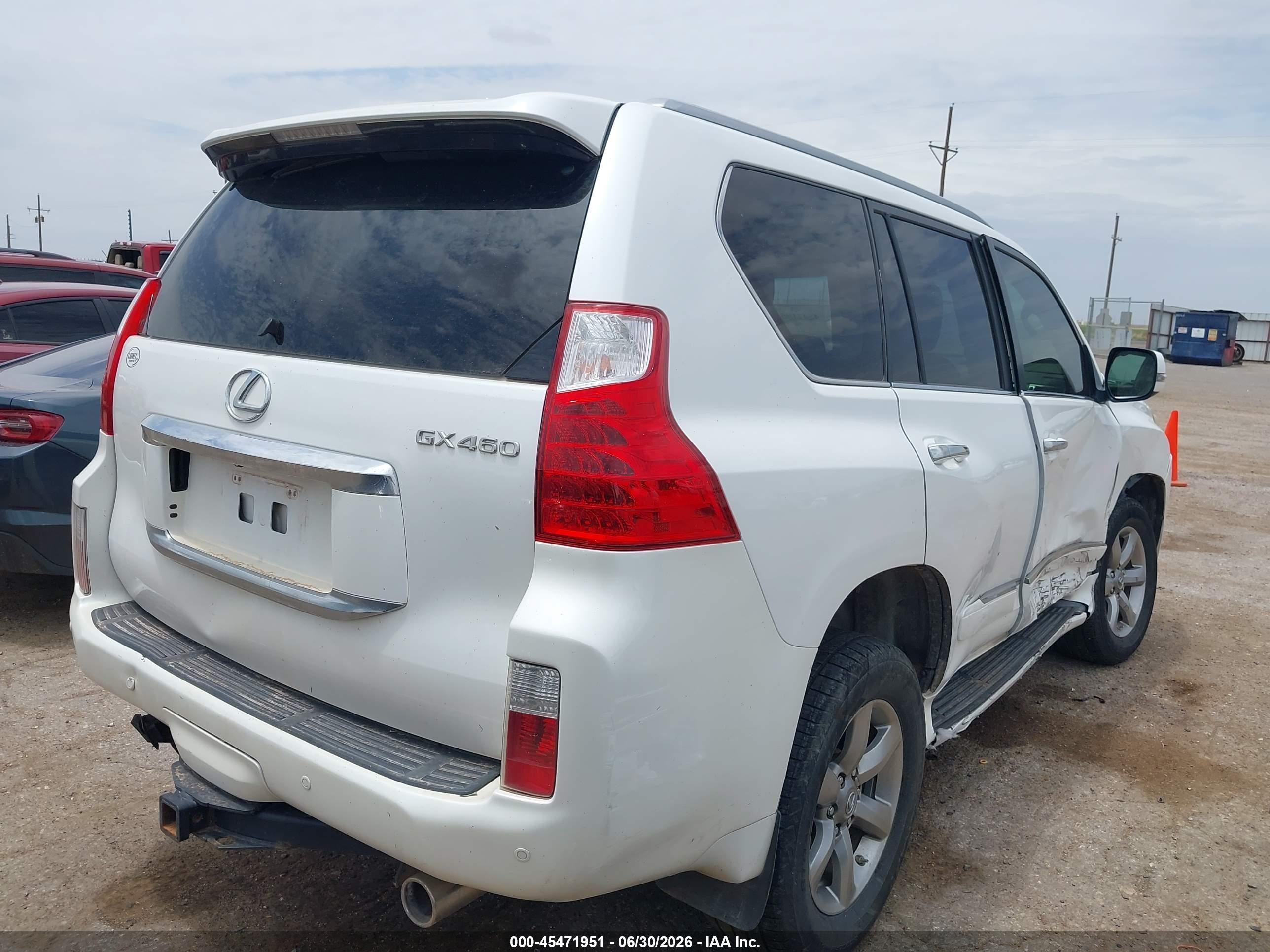 2013 Lexus Gx 460 Premium White vin: JTJJM7FXXD5062680