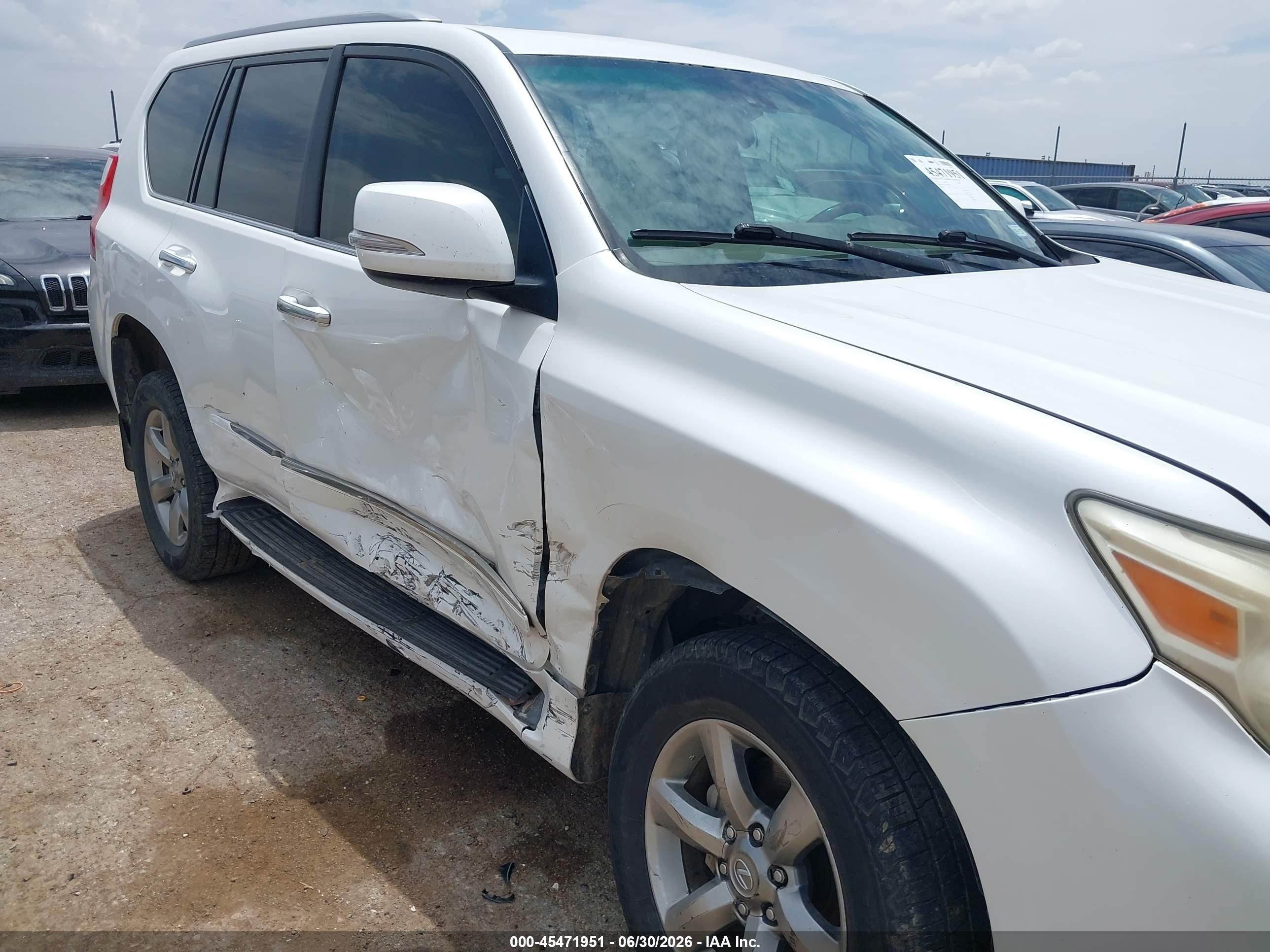 2013 Lexus Gx 460 Premium White vin: JTJJM7FXXD5062680