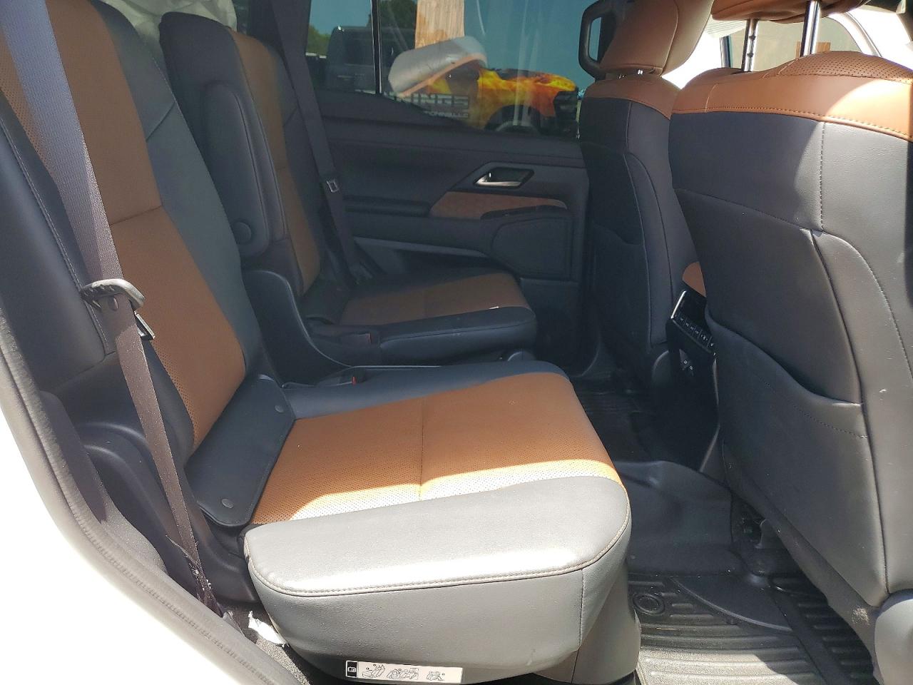 2024 Lexus Gx 550 Premium+ White vin: JTJTBCDX9R5014606