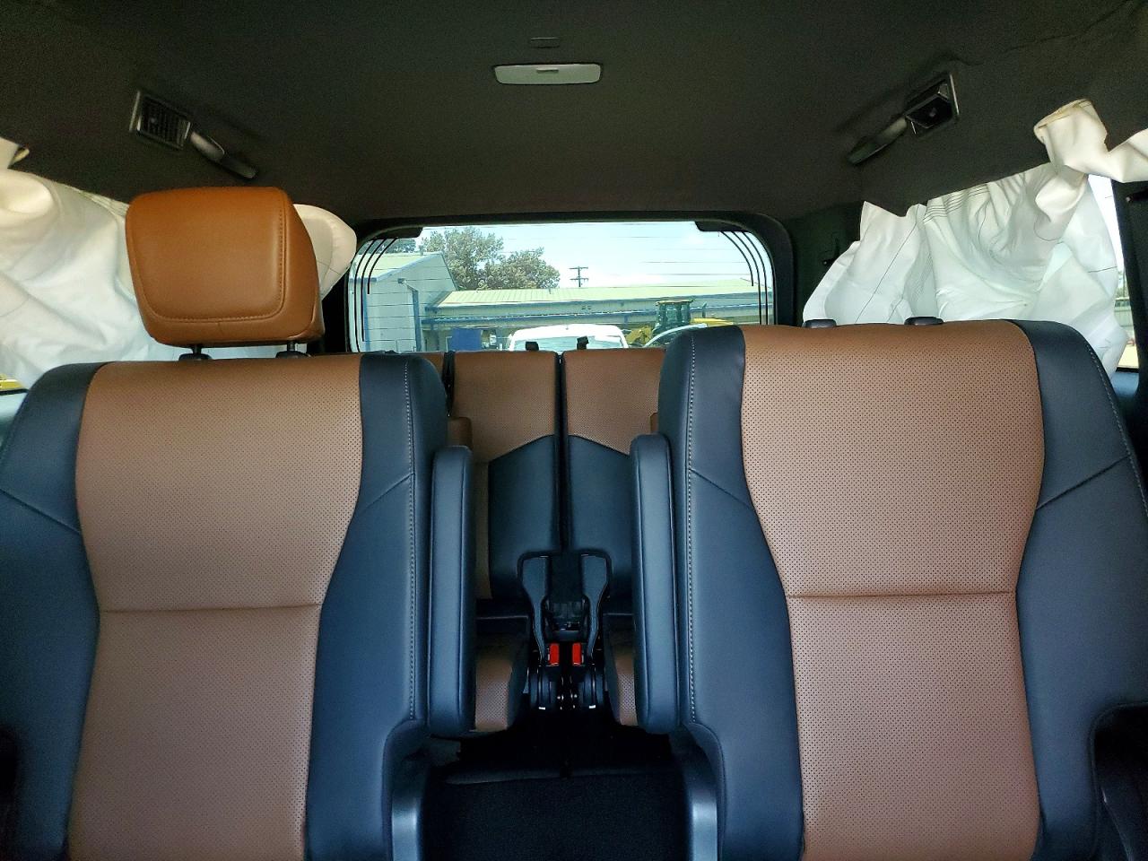 2024 Lexus Gx 550 Premium+ White vin: JTJTBCDX9R5014606