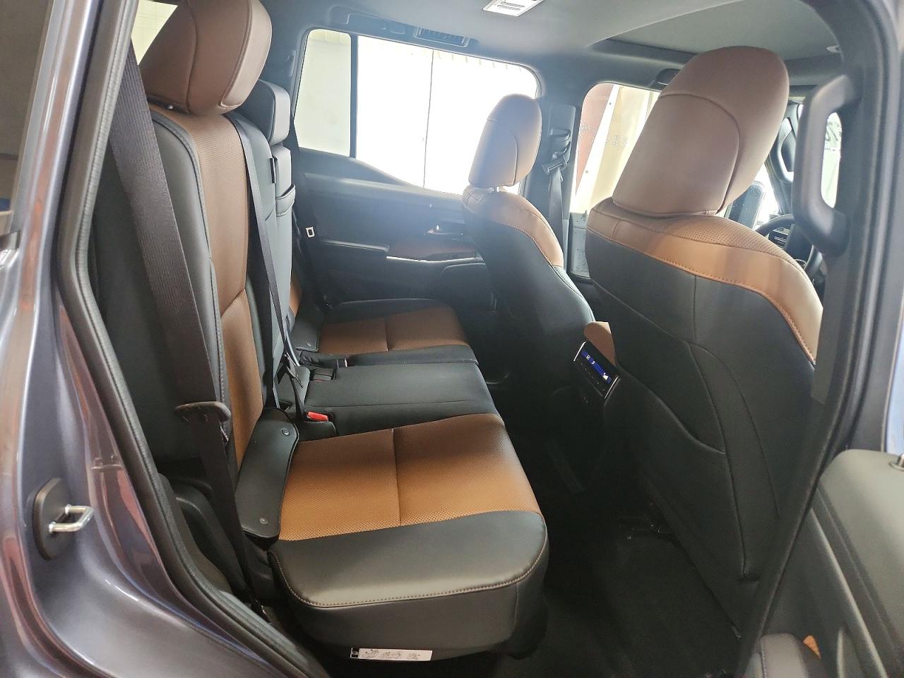 2024 Lexus Gx 550 Premium+ Gray vin: JTJTBCDX9R5032684