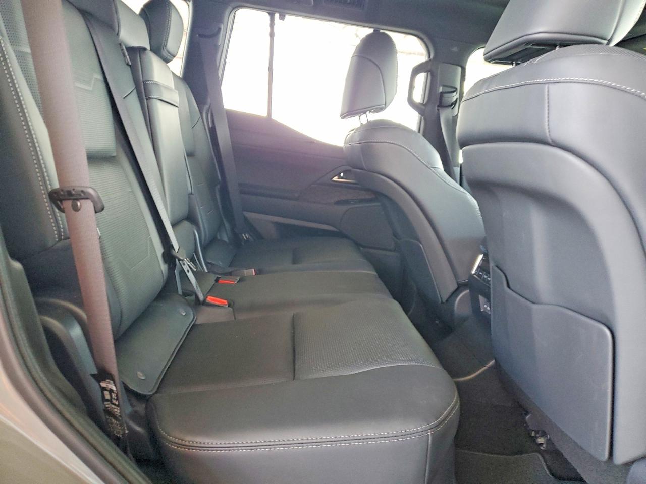 2025 Lexus Gx 550 Luxury+ Gray vin: JTJVBCDX2S5064603