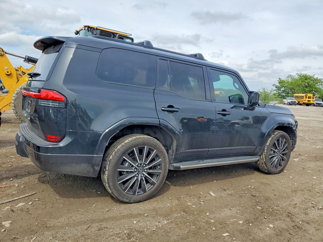 2024 Lexus Gx Black vin: JTJVBCDX4R5004011