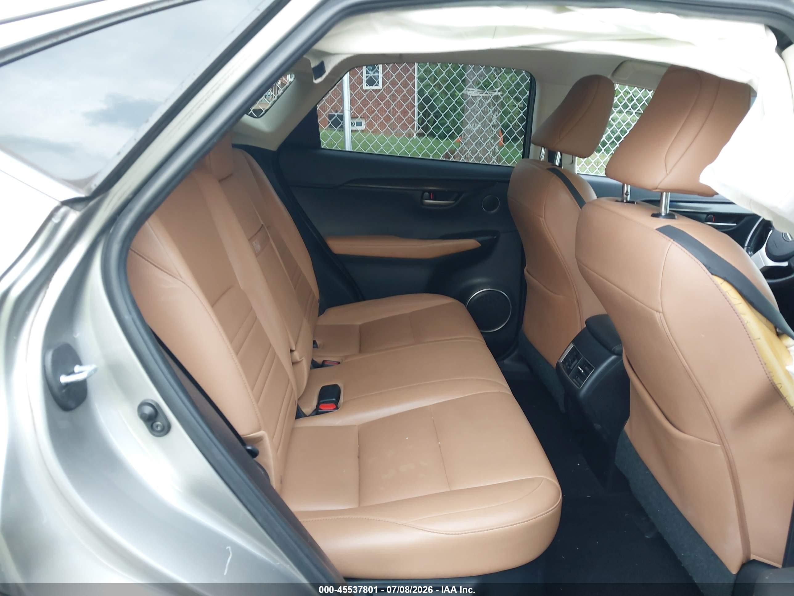 2015 Lexus Nx 200t   Серебряный vin: JTJYARBZ0F2009906