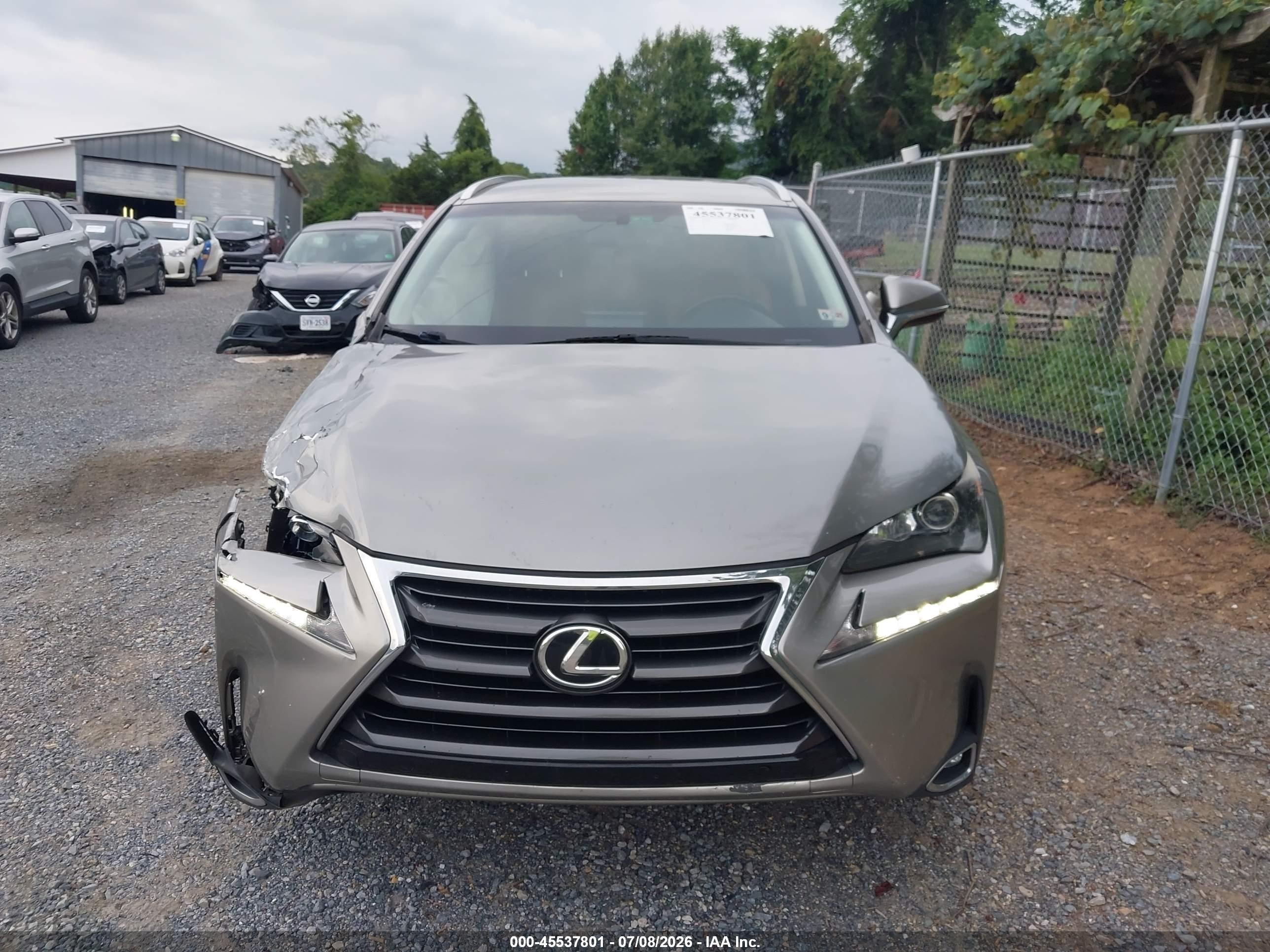 2015 Lexus Nx 200t   Серебряный vin: JTJYARBZ0F2009906